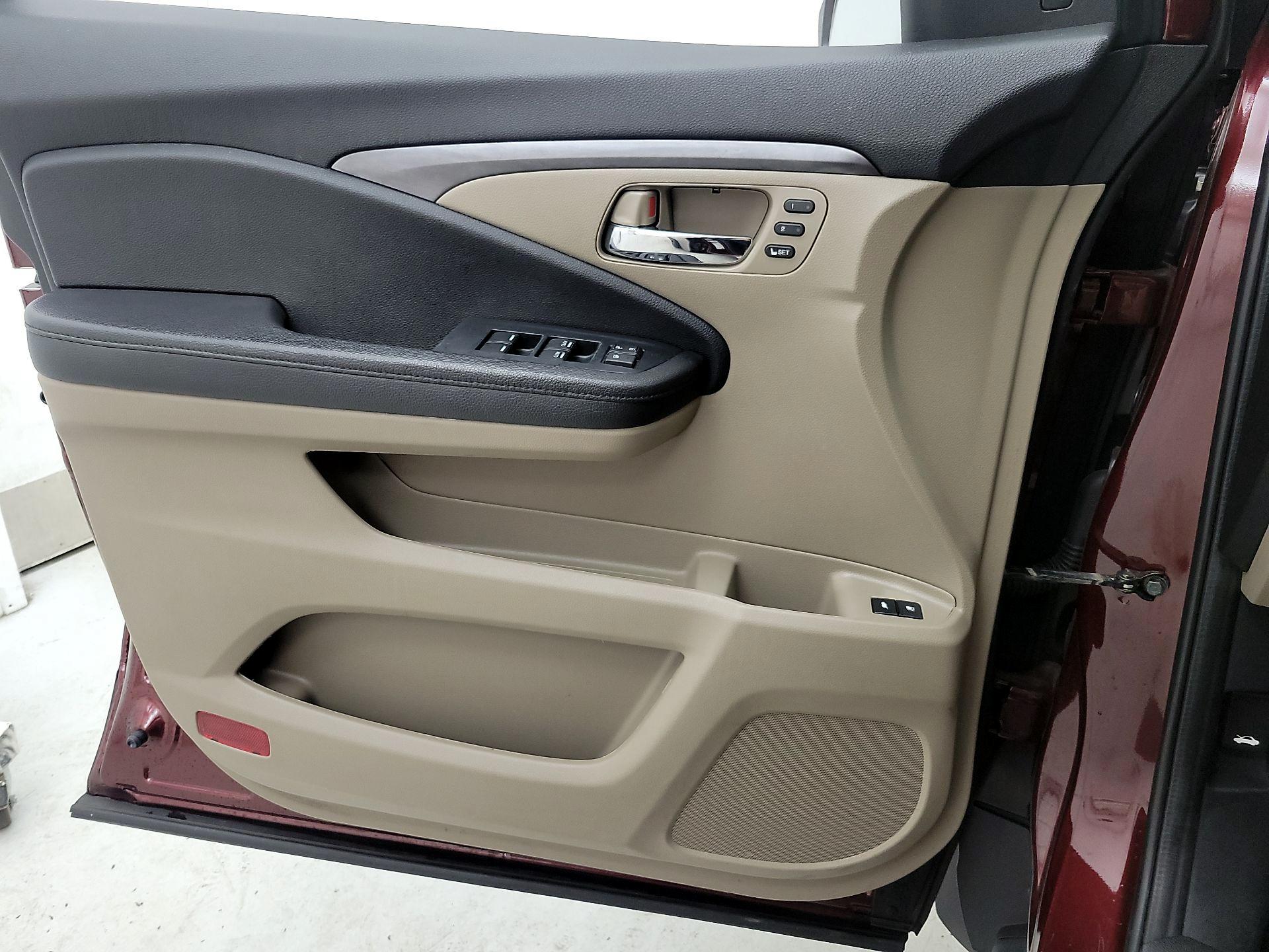 Thumbnail: 2022 Honda Pilot - 12