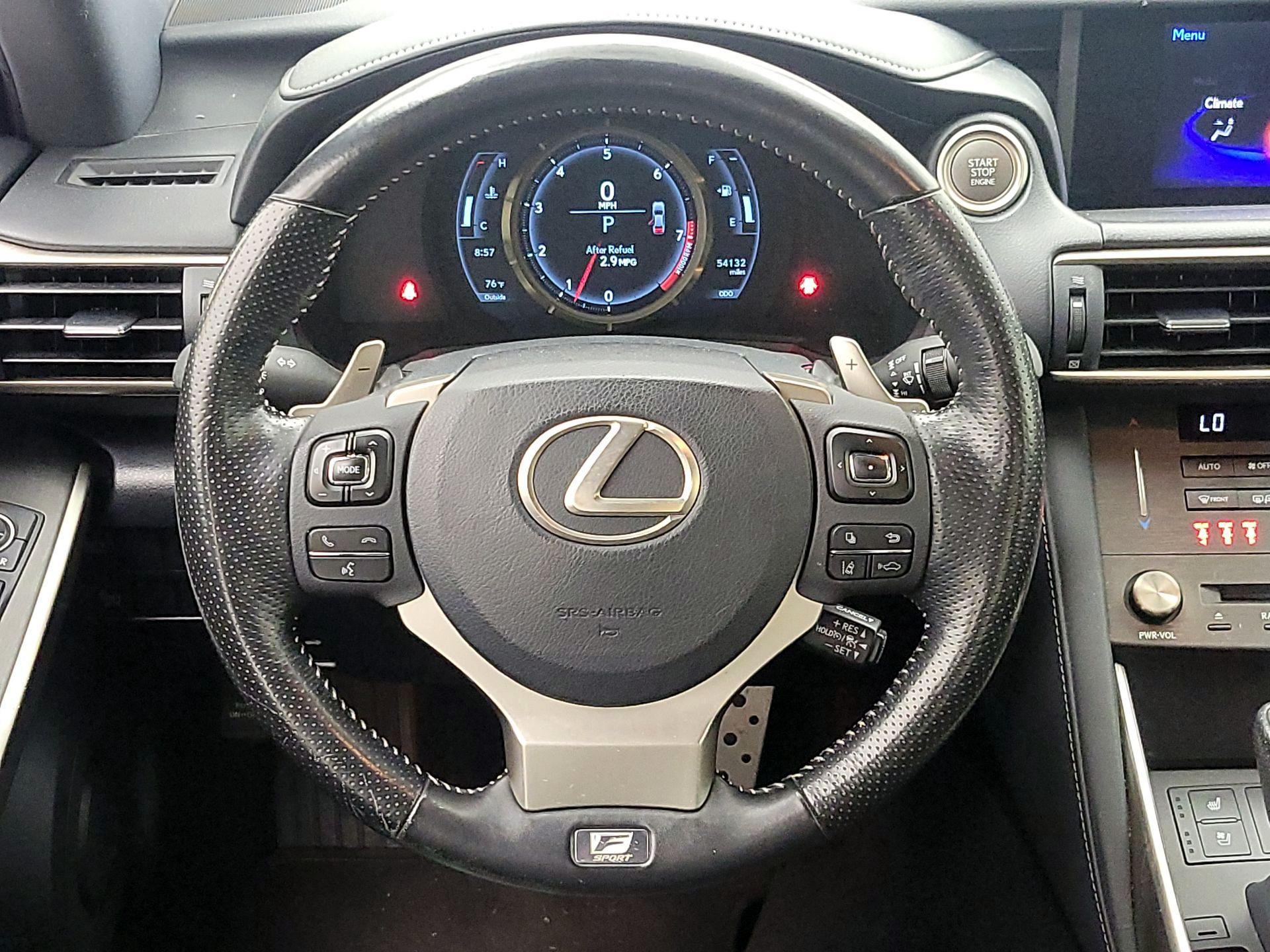 Thumbnail: 2019 Lexus IS - 10