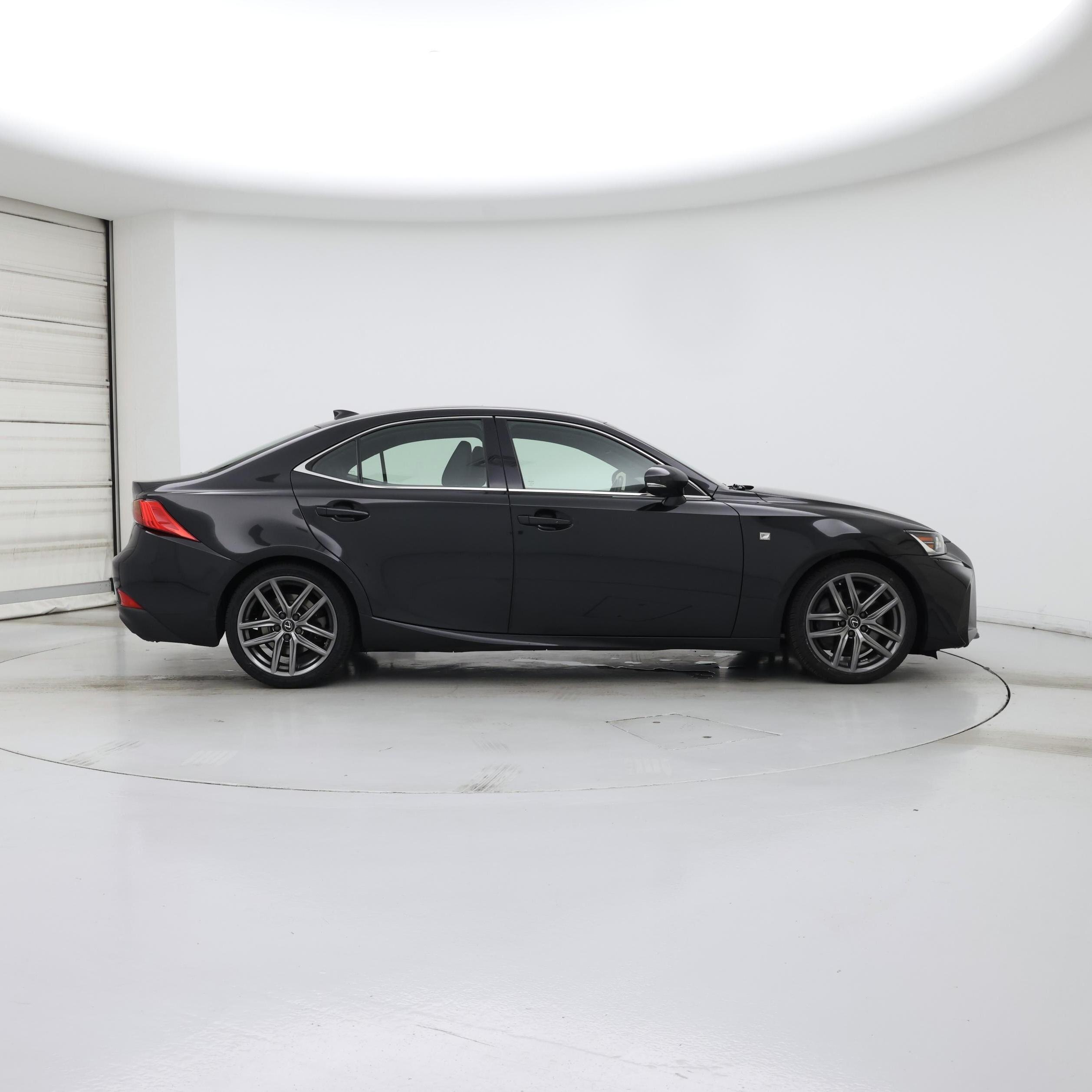 Thumbnail: 2019 Lexus IS - 7