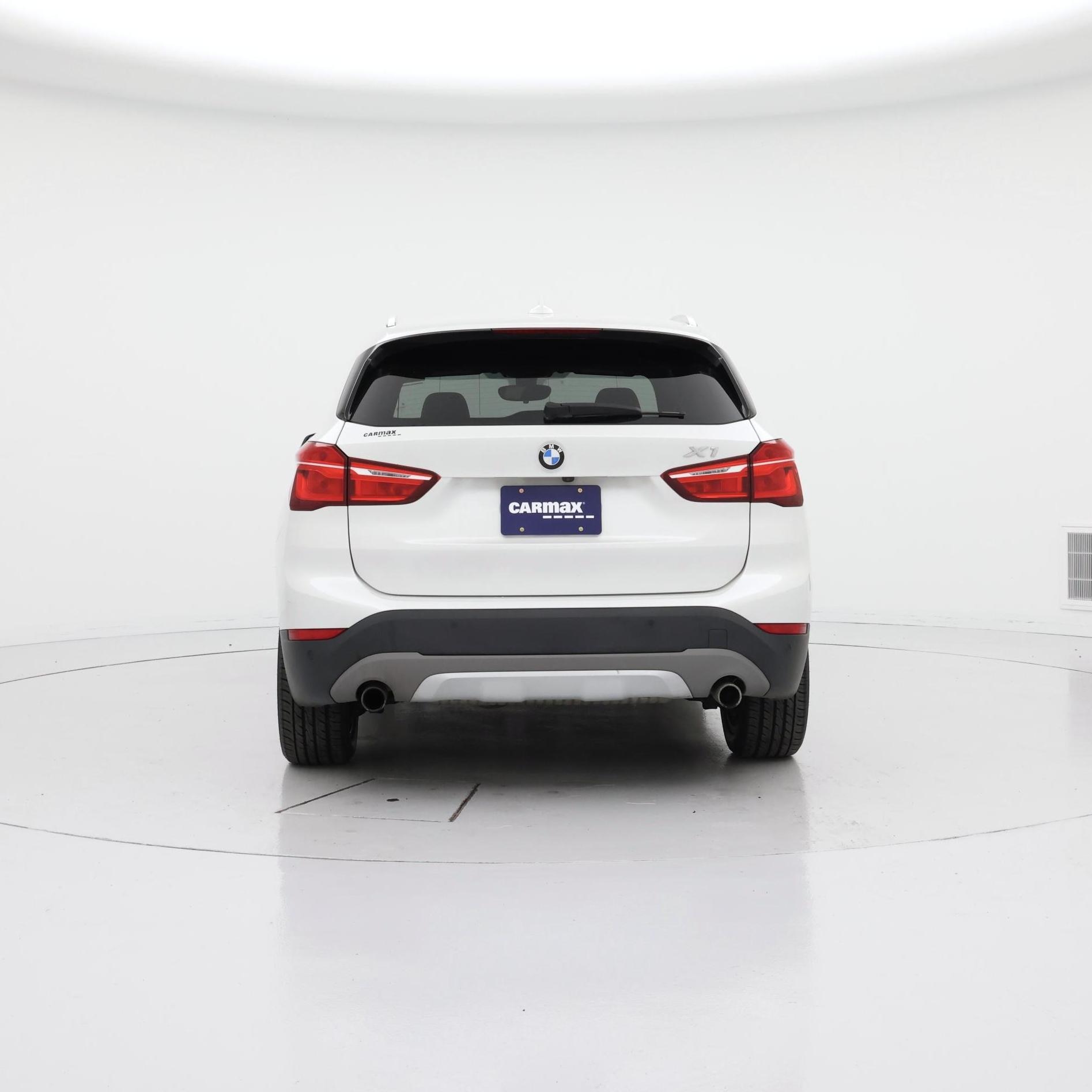 Thumbnail: 2016 BMW X1 - 6