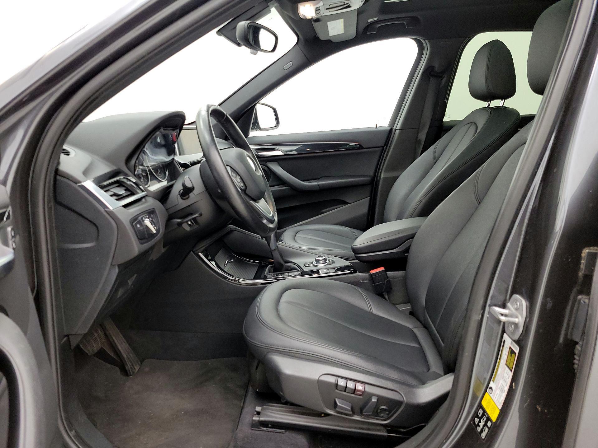 Thumbnail: 2016 BMW X1 - 11