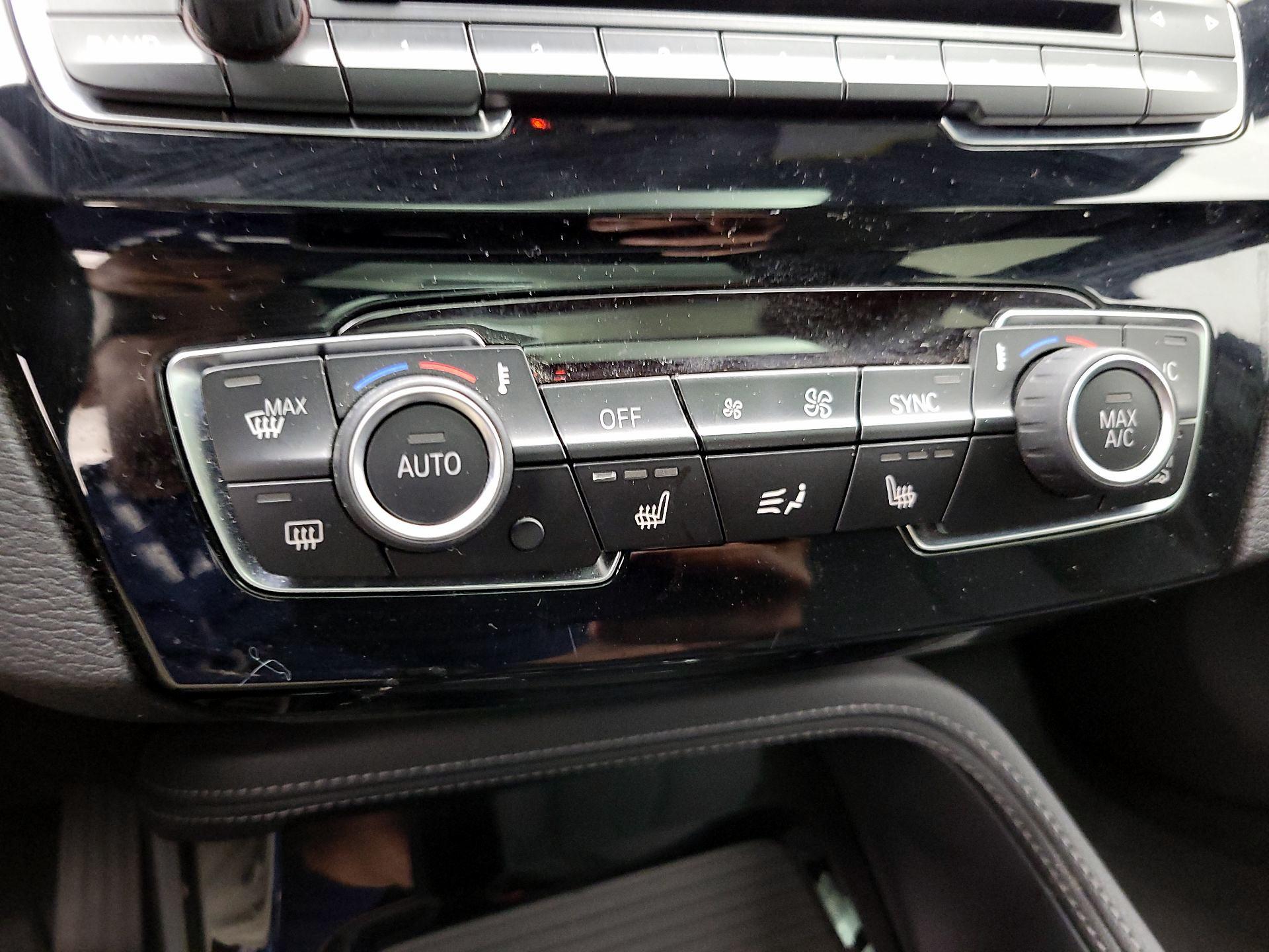 Thumbnail: 2016 BMW X1 - 17