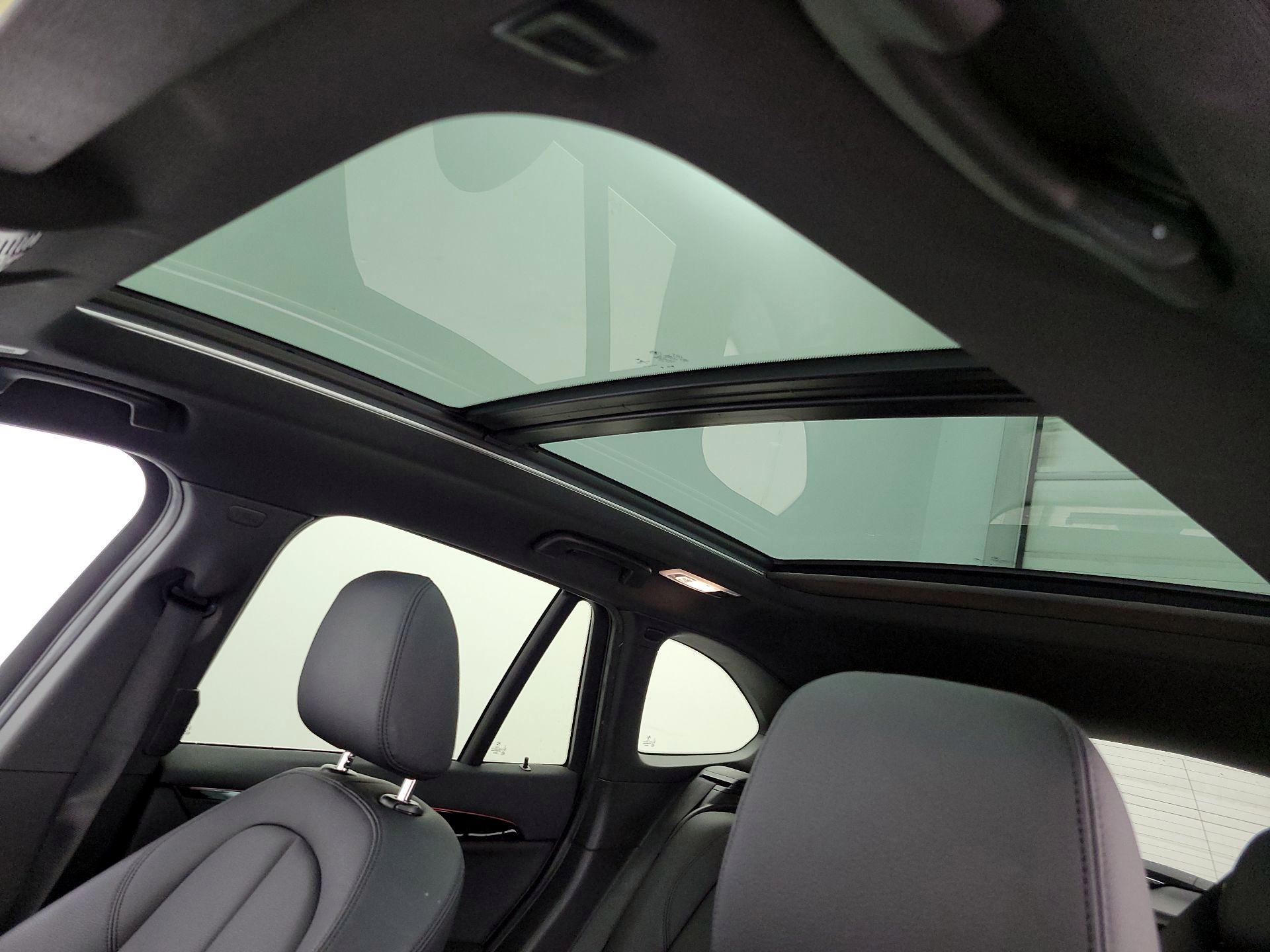 Thumbnail: 2016 BMW X1 - 20