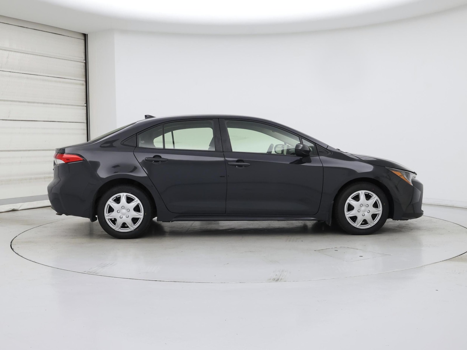 2023 Toyota Corolla LE - Photo 8