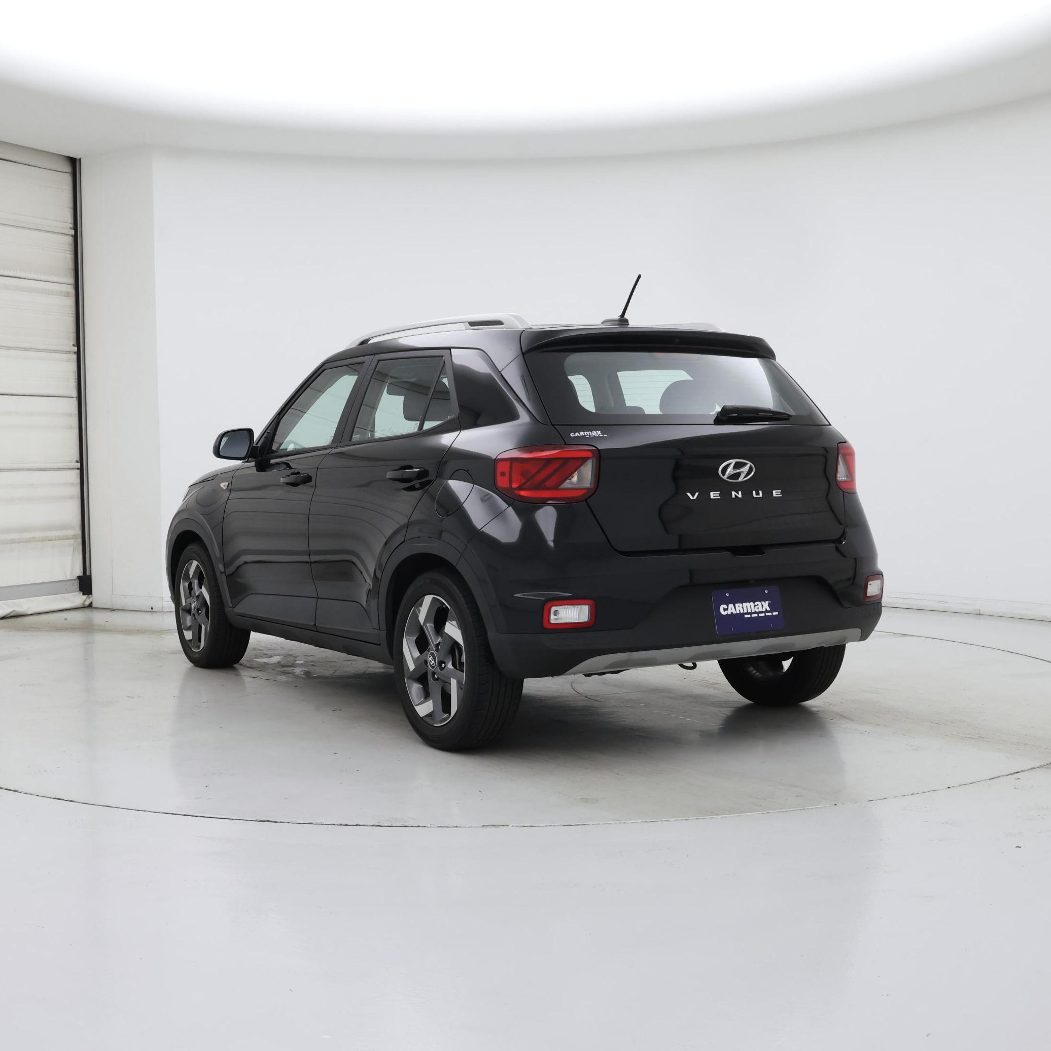 Thumbnail: 2023 Hyundai Venue - 2