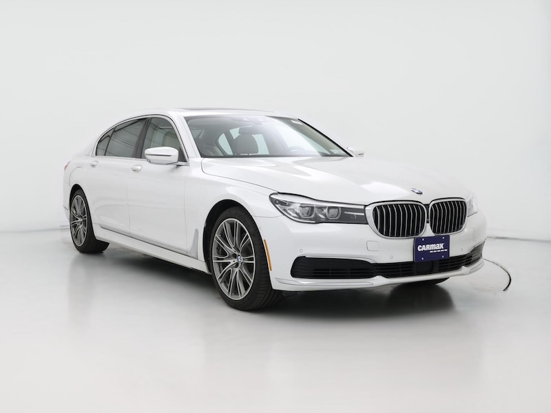 2019 BMW 740 I