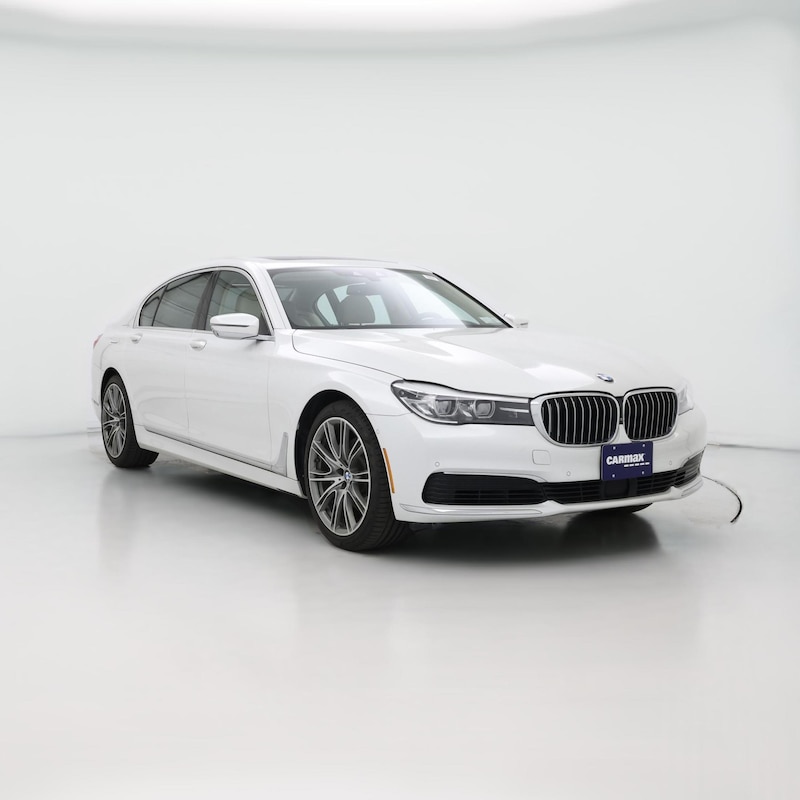 2019 BMW 740 I