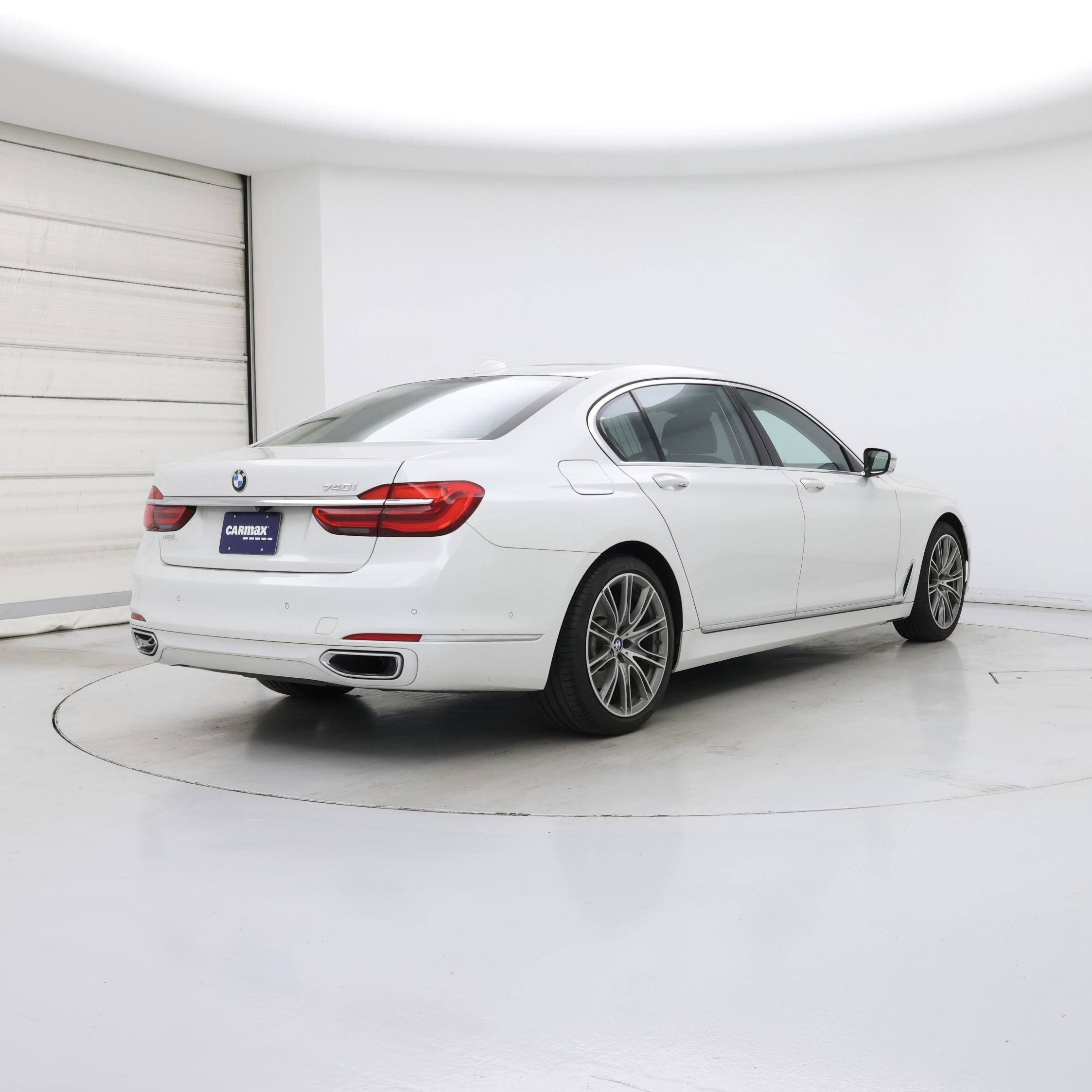 Thumbnail: 2019 BMW 7 Series - 8