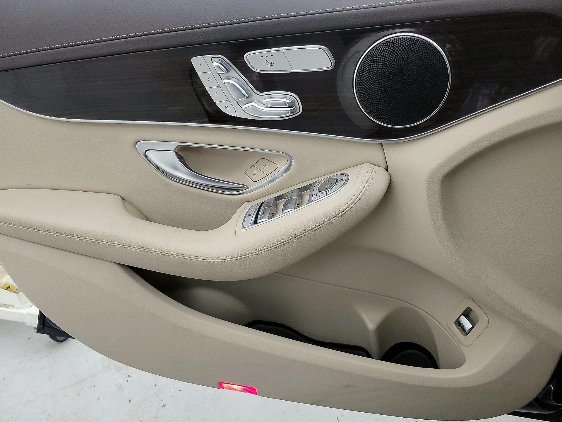 Thumbnail: 2017 Mercedes-Benz C-Class - 12
