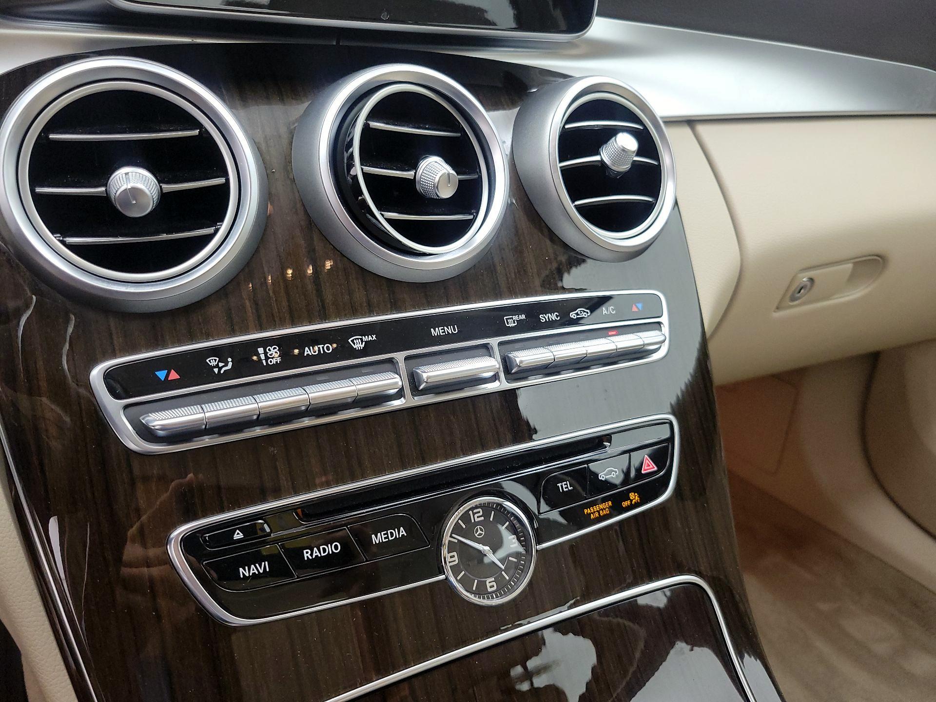 Thumbnail: 2017 Mercedes-Benz C-Class - 16