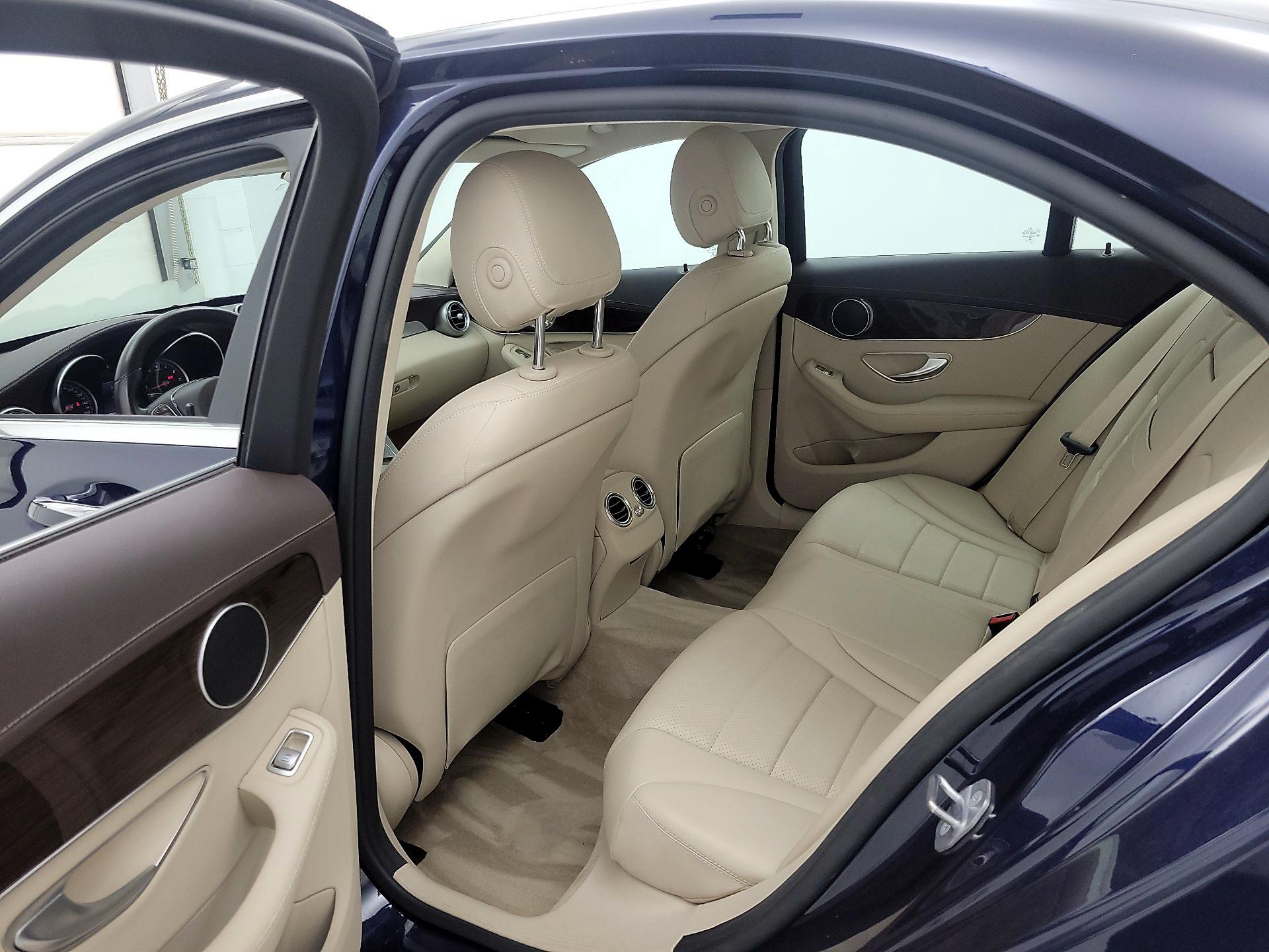 Thumbnail: 2017 Mercedes-Benz C-Class - 18