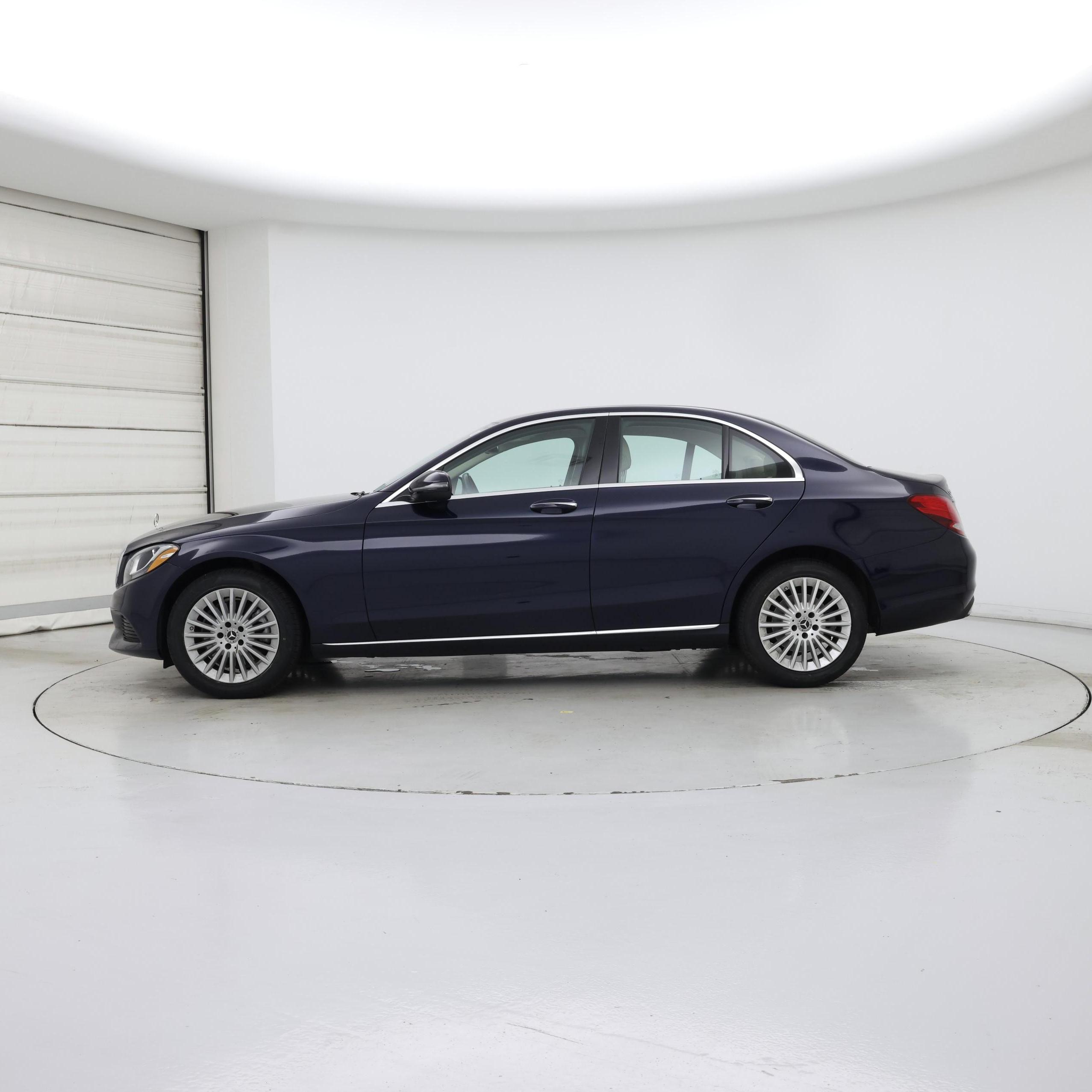 Thumbnail: 2017 Mercedes-Benz C-Class - 3