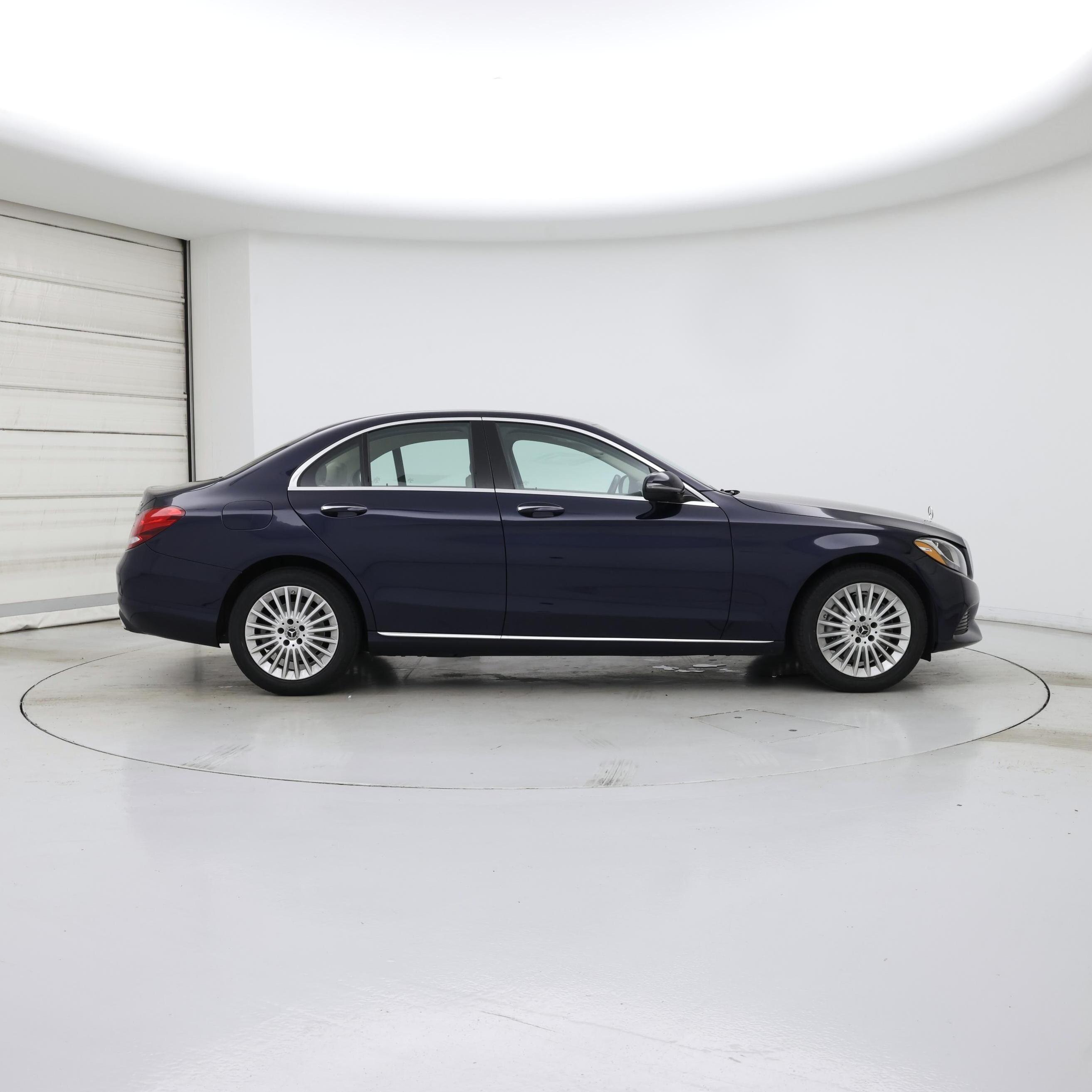 Thumbnail: 2017 Mercedes-Benz C-Class - 7