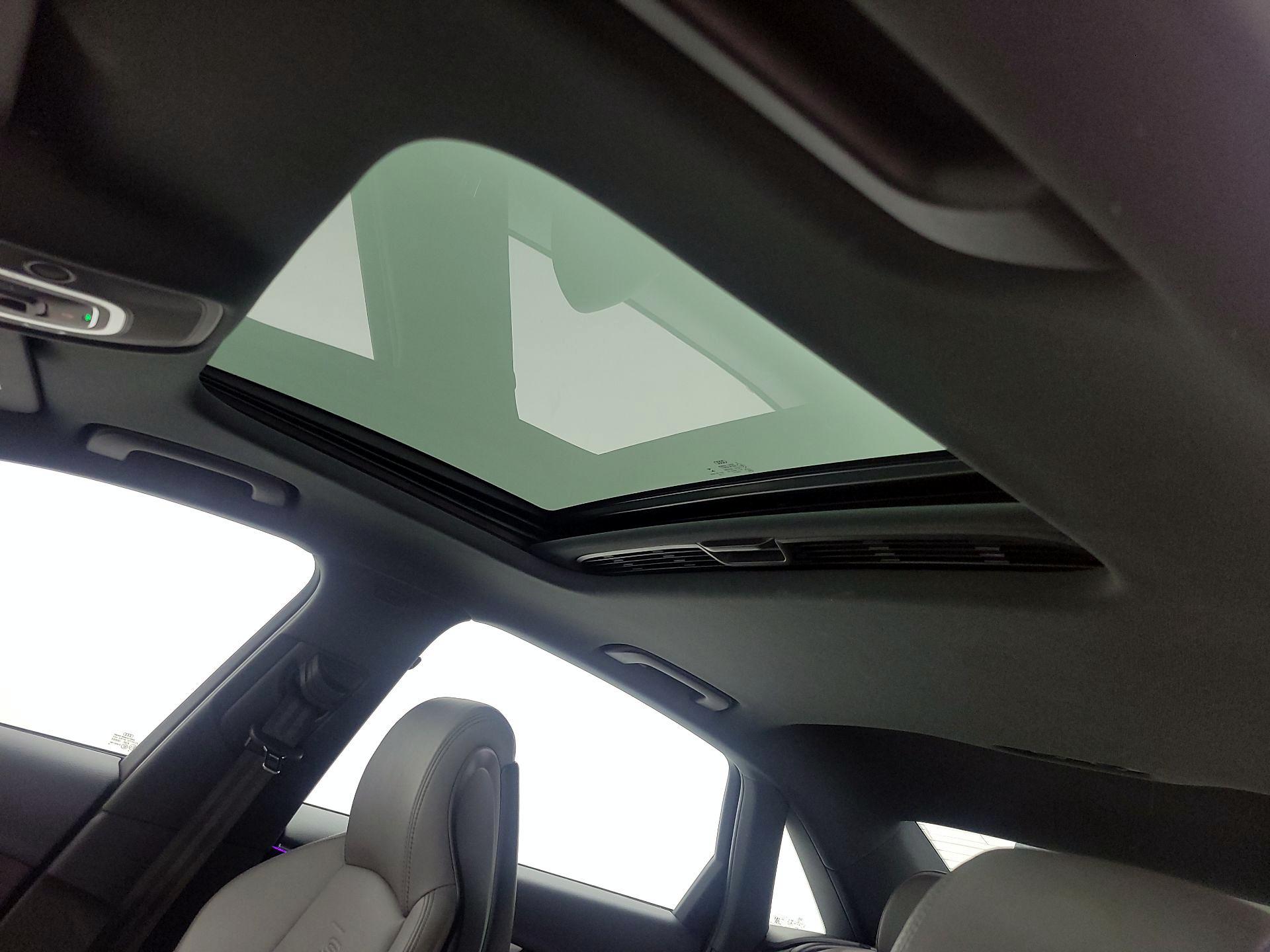 Thumbnail: 2021 Audi S4 - 19