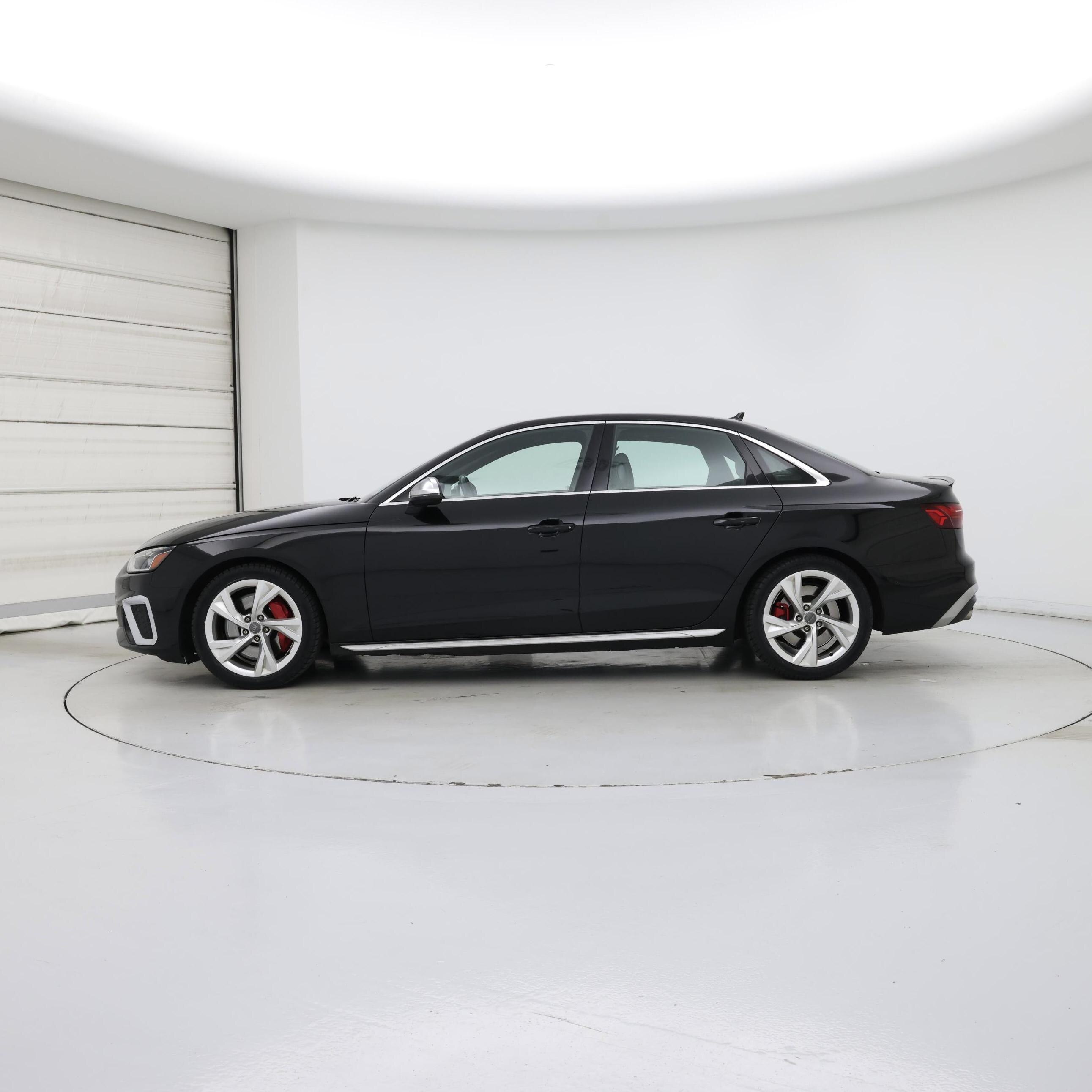 Thumbnail: 2021 Audi S4 - 3