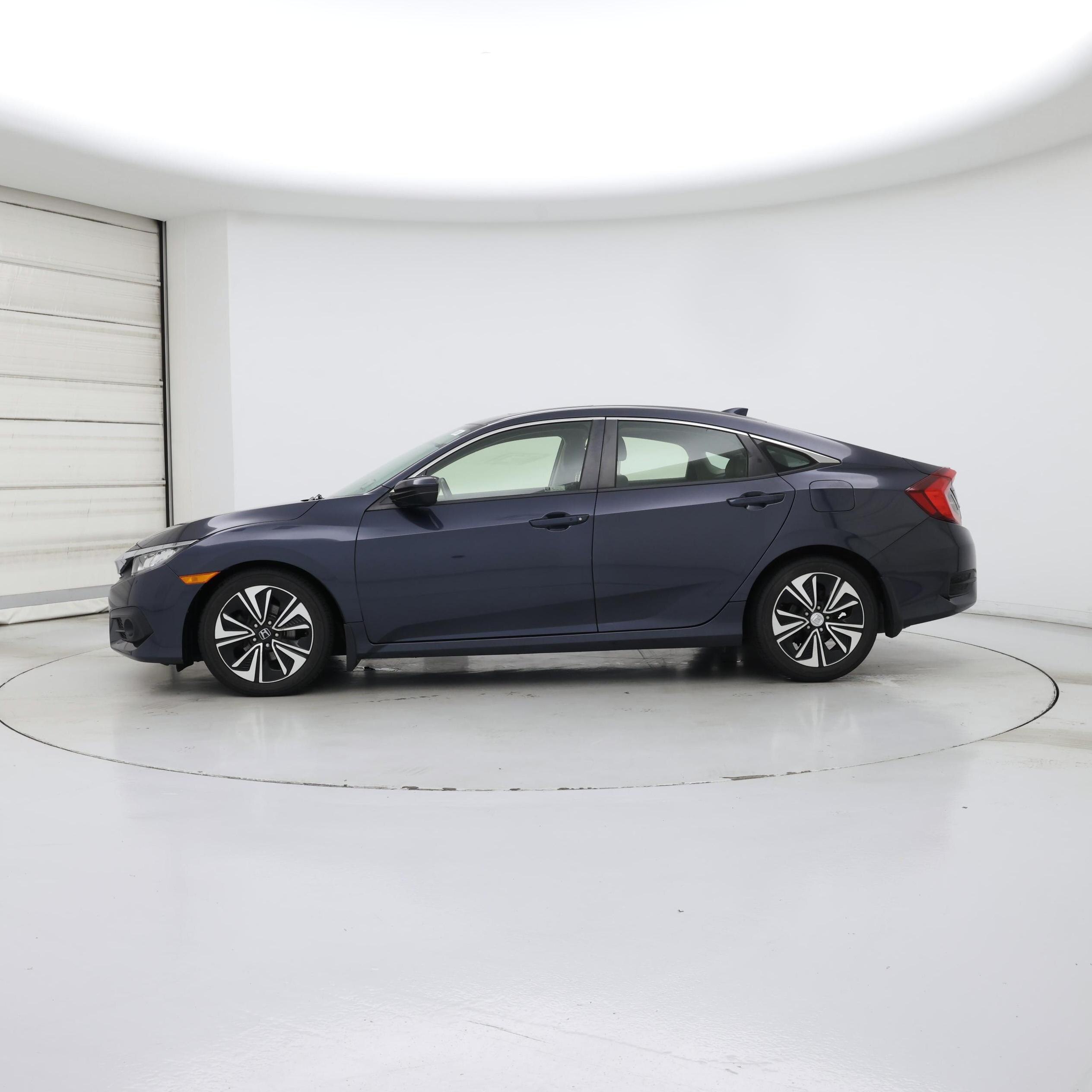 Thumbnail: 2018 Honda Civic - 3