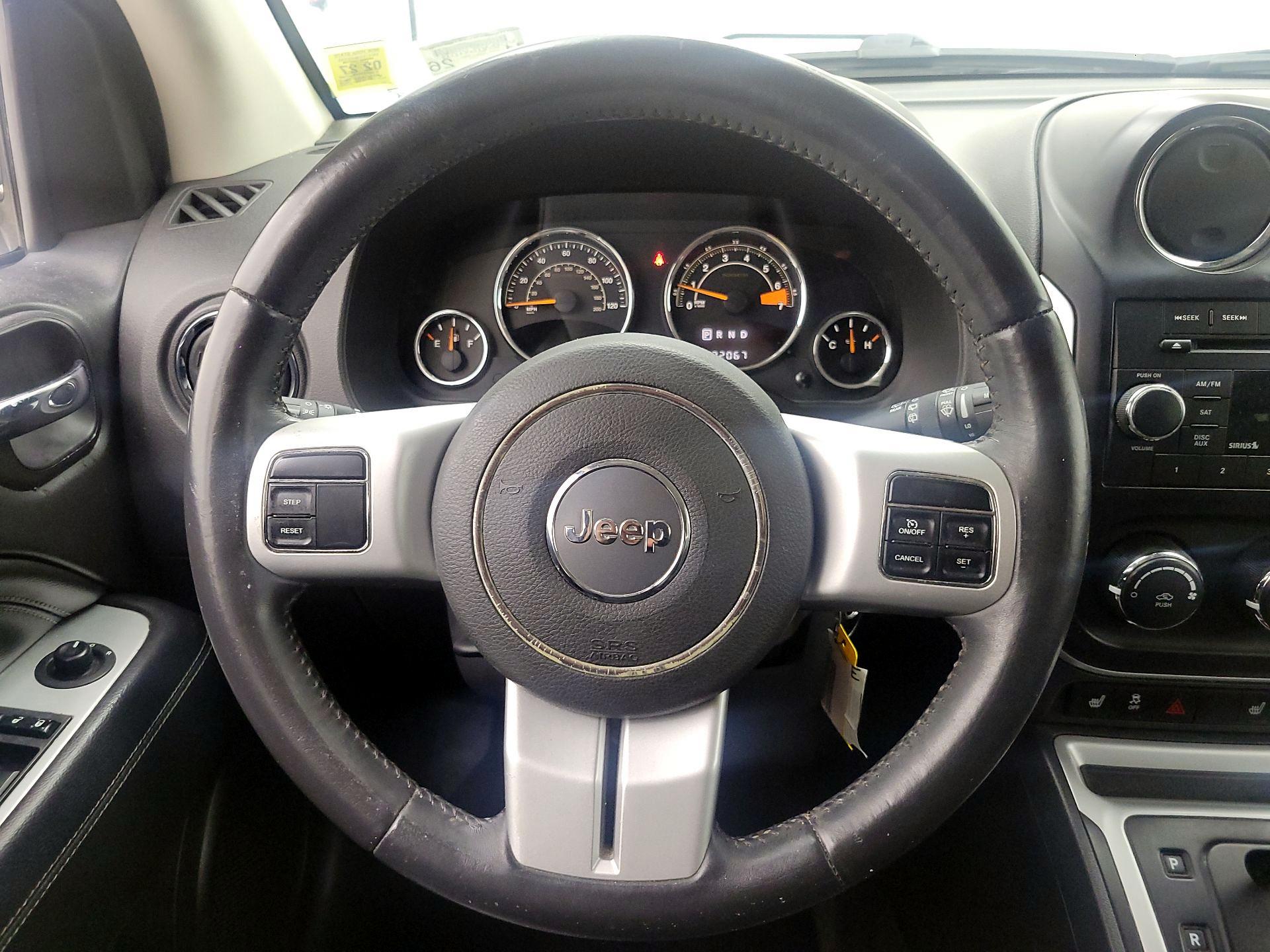 Thumbnail: 2016 Jeep Compass - 10