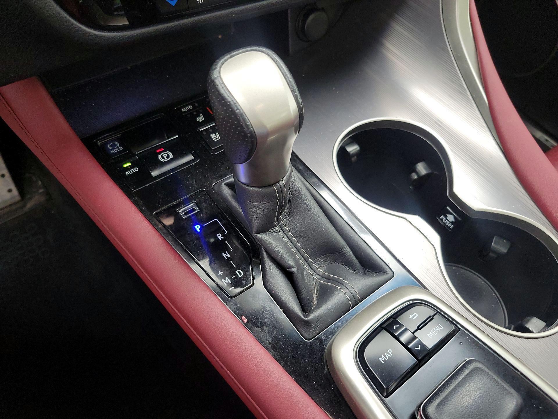 Thumbnail: 2016 Lexus RX - 18