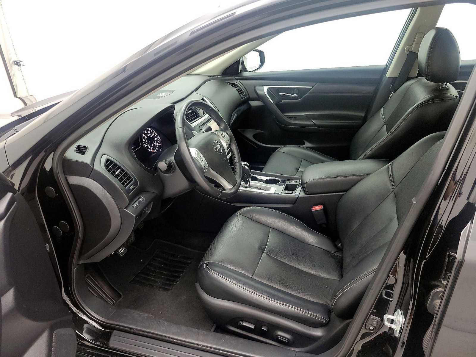 2017 Nissan Altima SL - Photo 12
