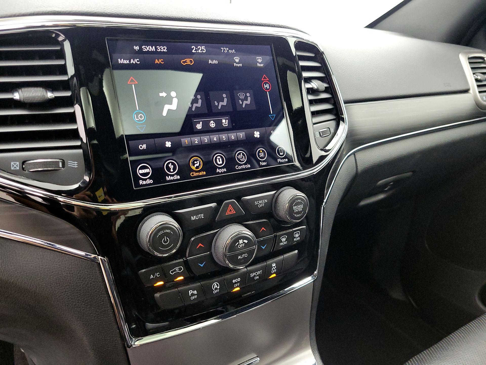 Thumbnail: 2019 Jeep Grand Cherokee - 17