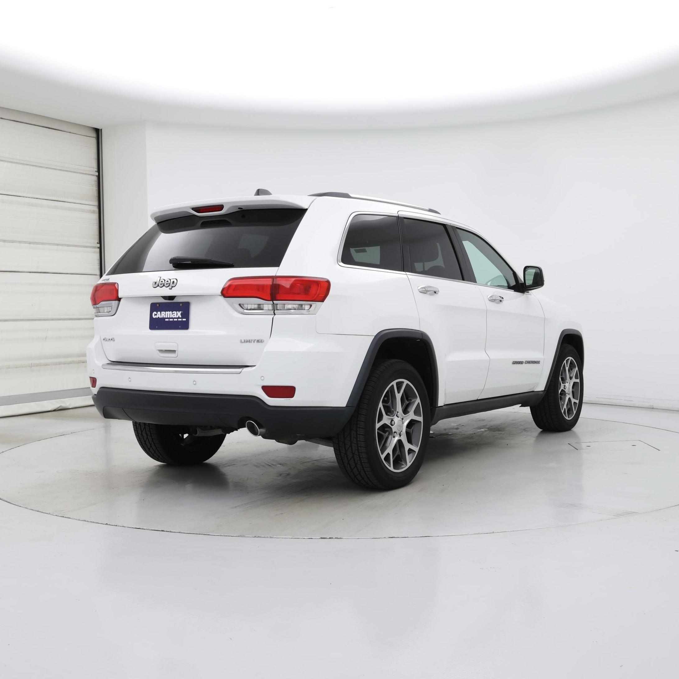 Thumbnail: 2019 Jeep Grand Cherokee - 8