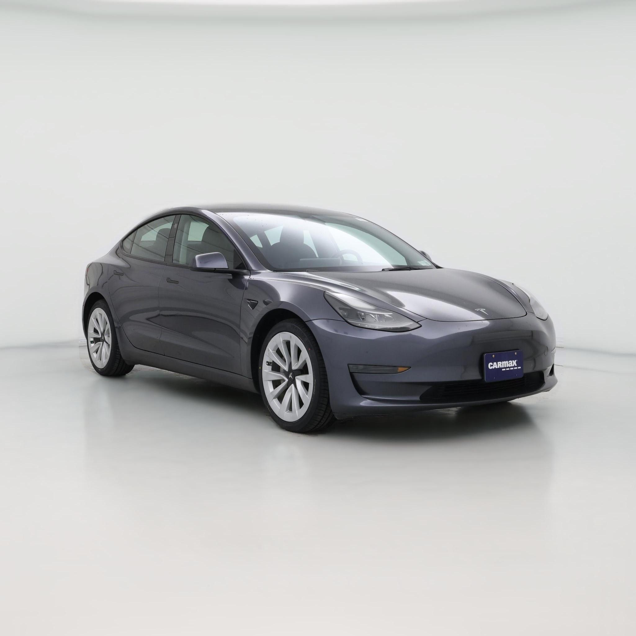 Thumbnail: 2023 Tesla Model 3 - 1