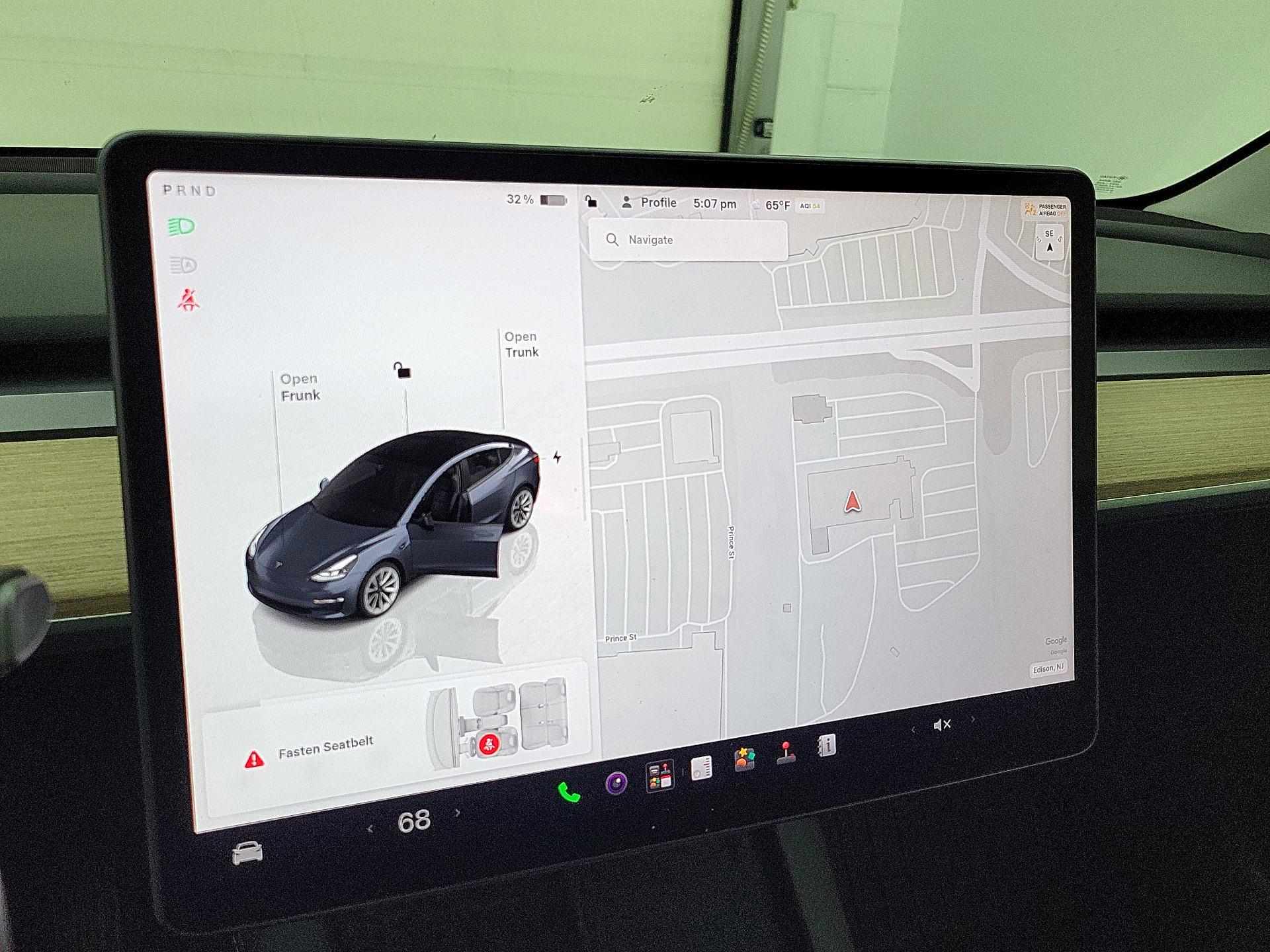 Thumbnail: 2023 Tesla Model 3 - 13
