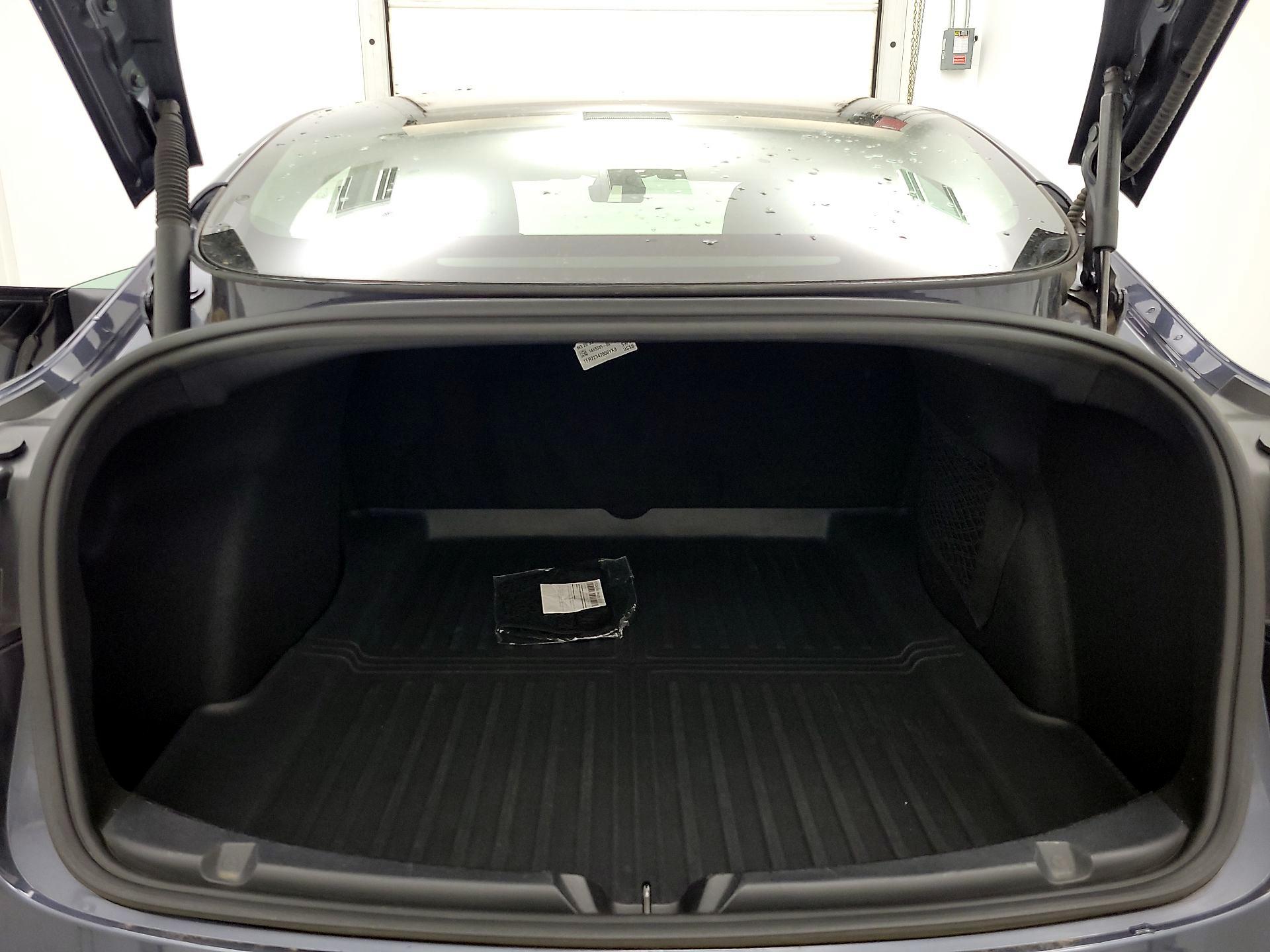Thumbnail: 2023 Tesla Model 3 - 19