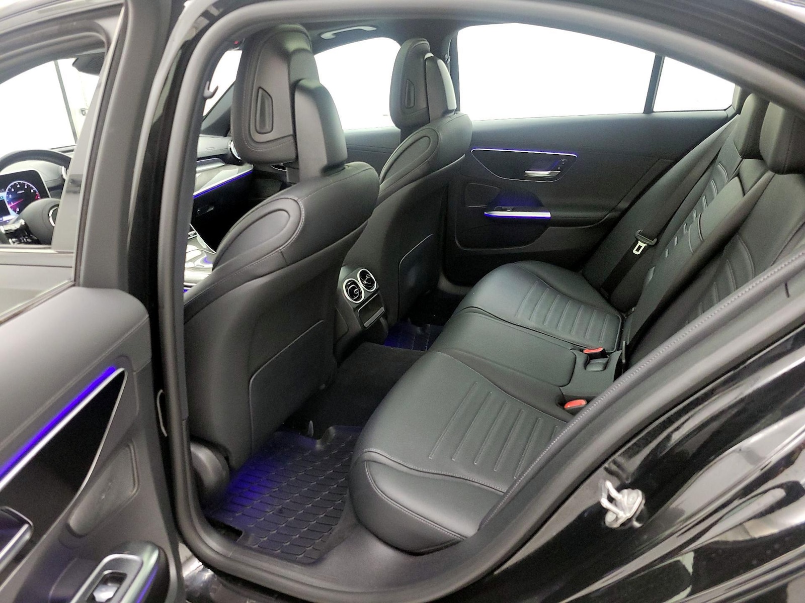 2022 Mercedes-Benz C-Class Sedan C 300 - Photo 22