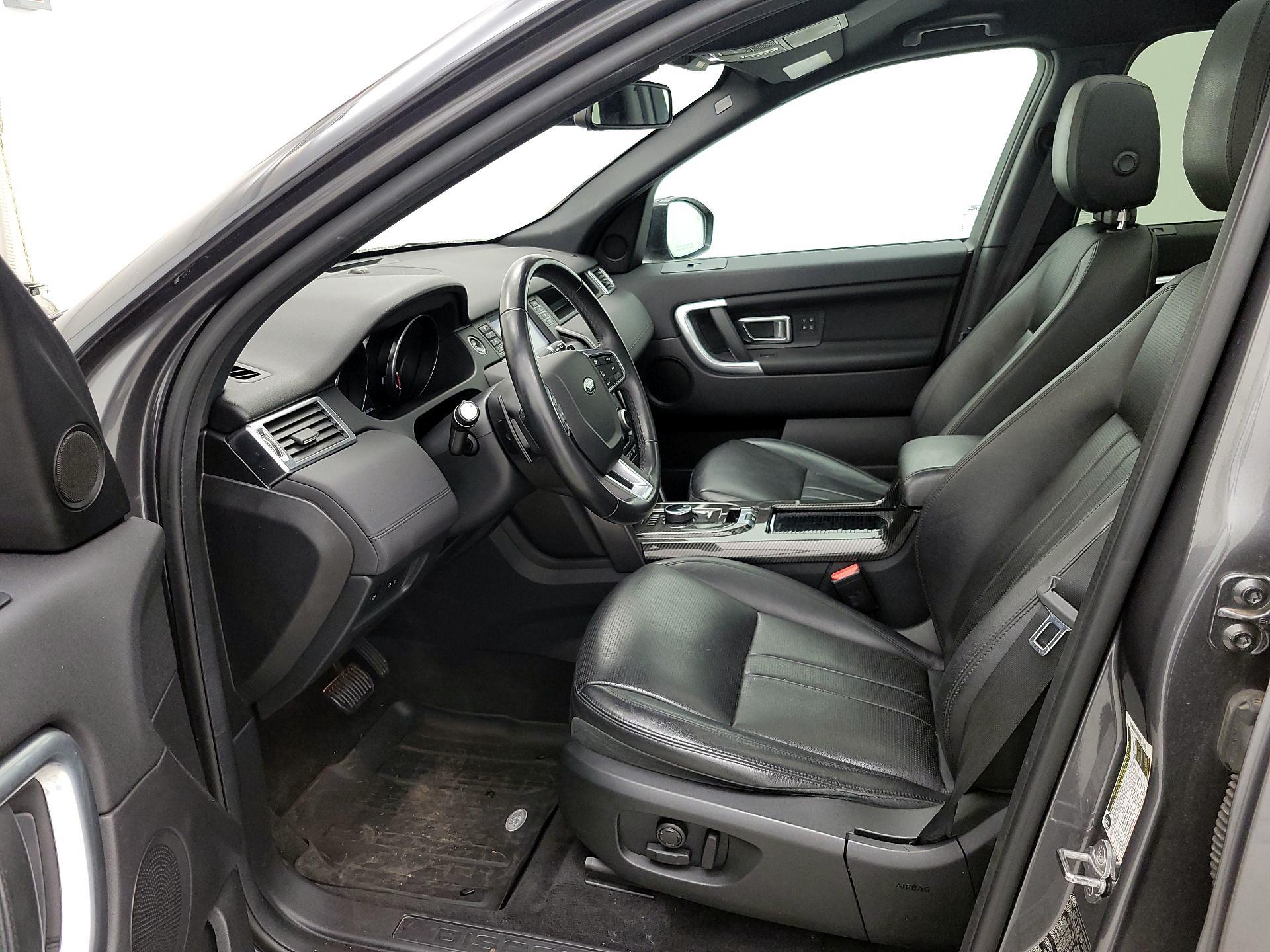 Thumbnail: 2019 Land Rover Discovery Sport - 11