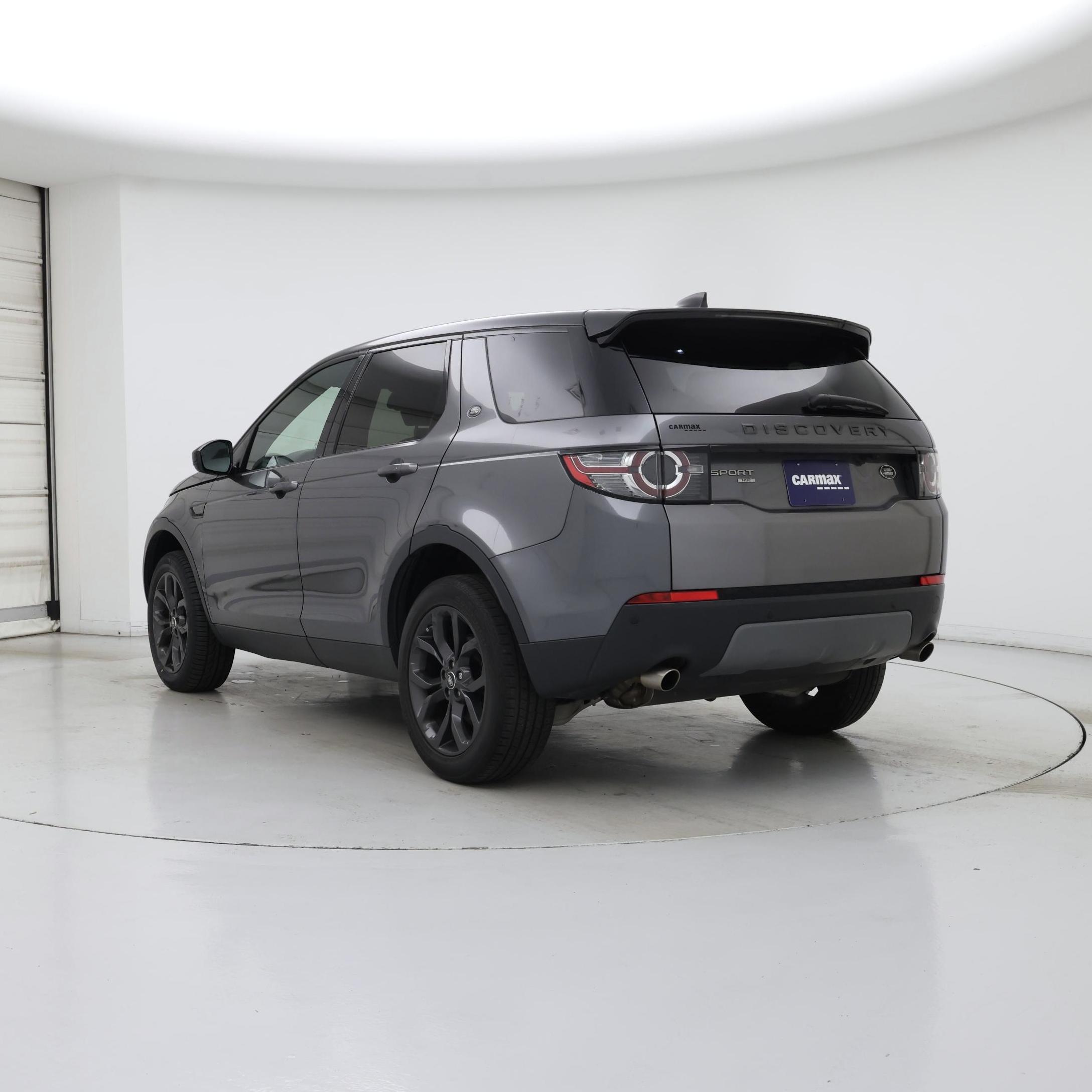 Thumbnail: 2019 Land Rover Discovery Sport - 2