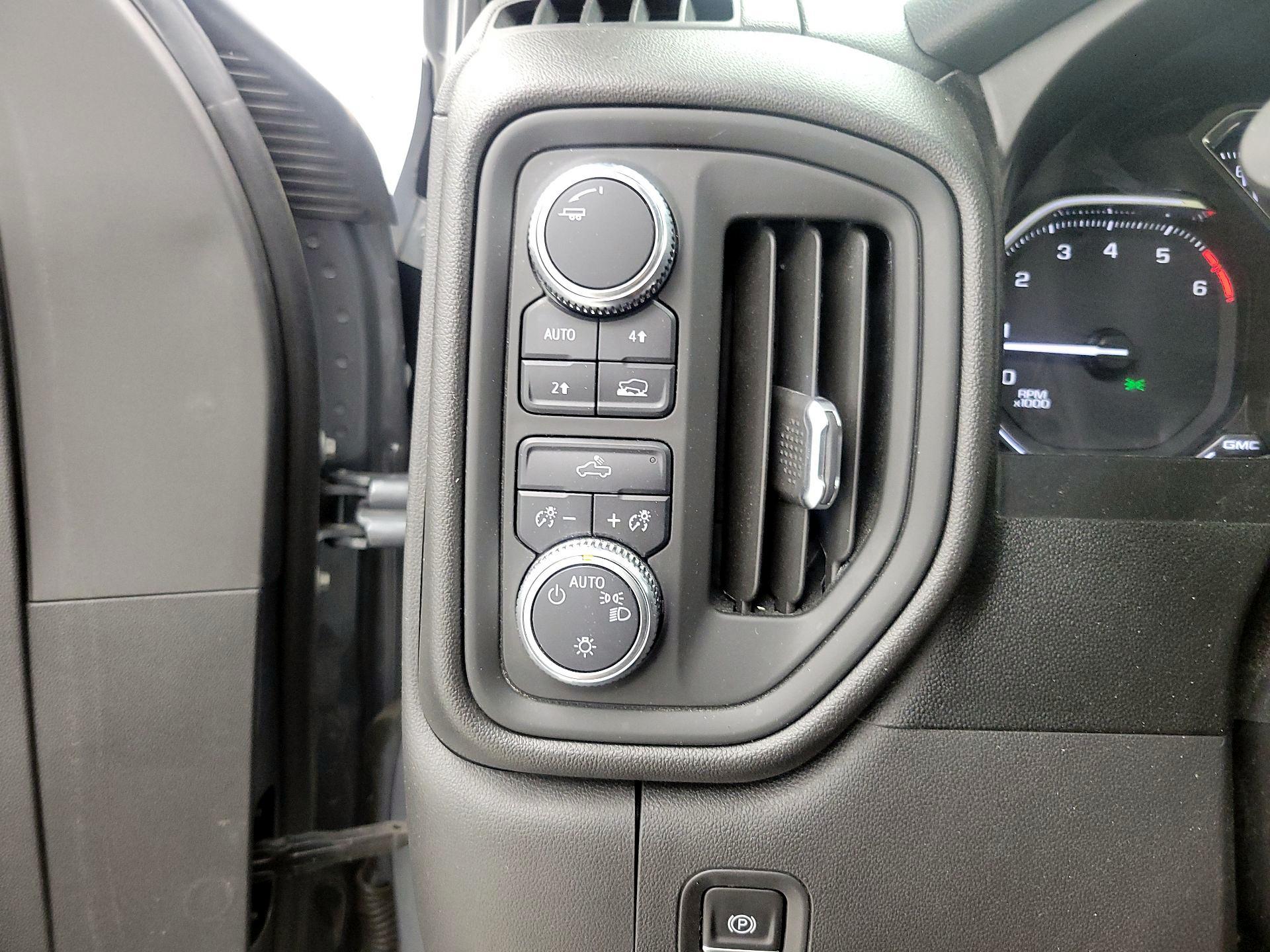 Thumbnail: 2021 GMC Sierra 1500 - 13