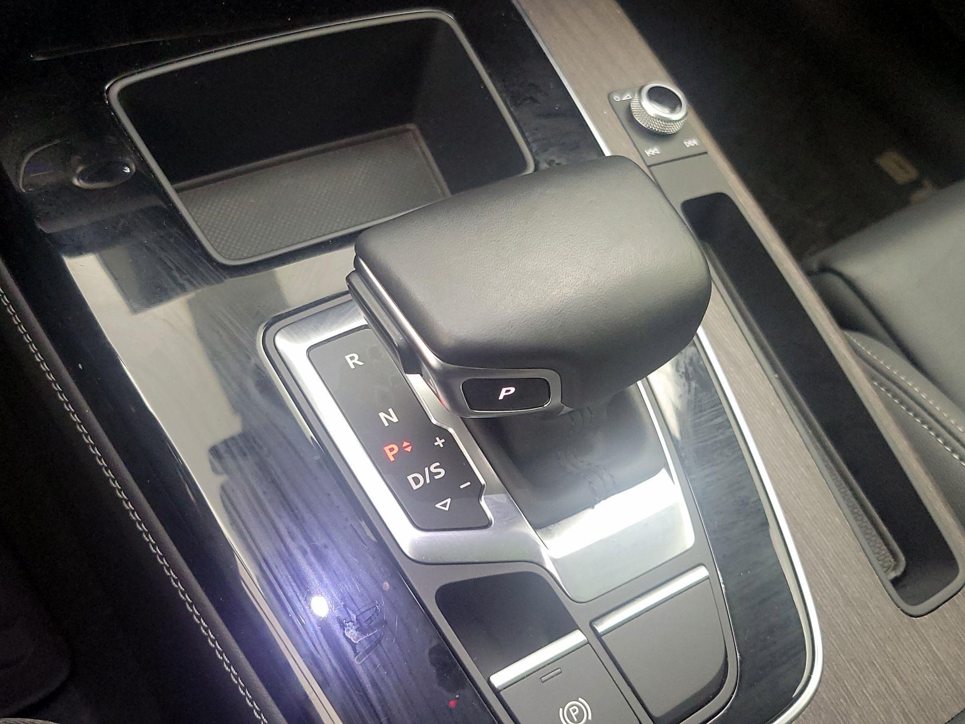 Thumbnail: 2021 Audi Q5 - 18