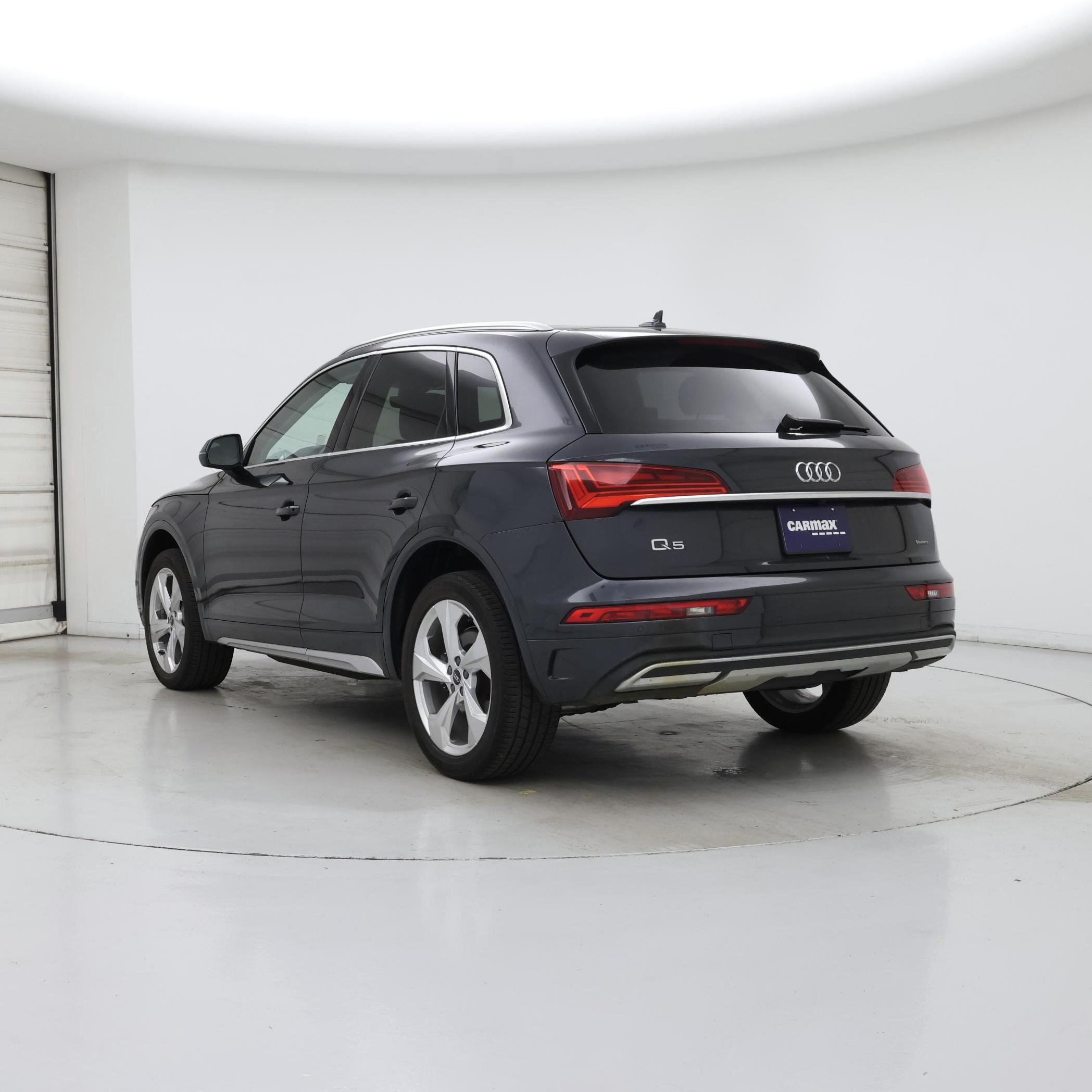 Thumbnail: 2021 Audi Q5 - 2