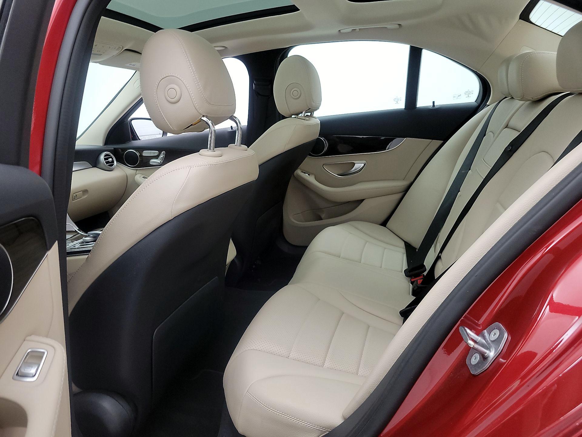 Thumbnail: 2016 Mercedes-Benz C-Class - 18