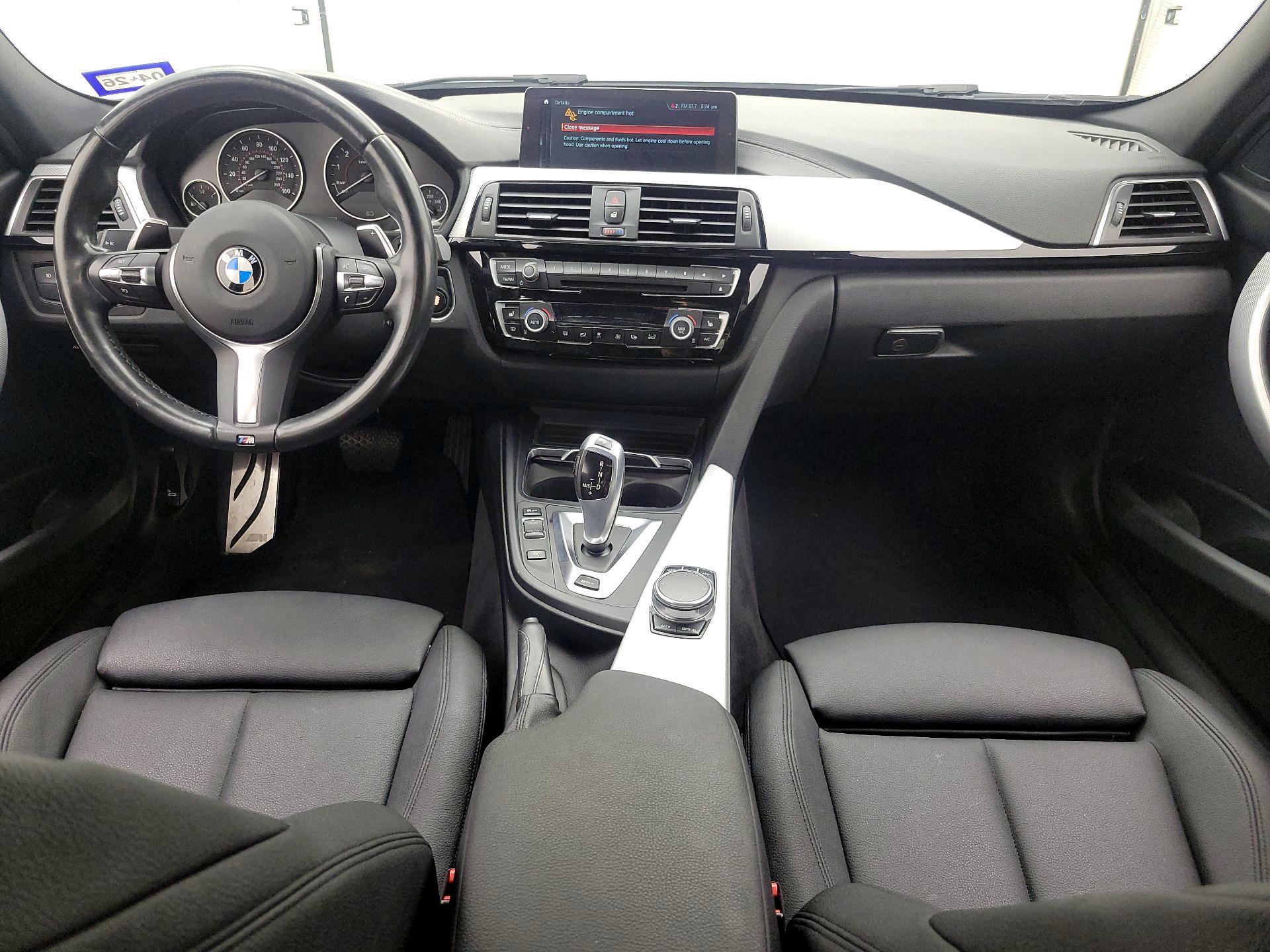 Thumbnail: 2018 BMW 3 Series - 9