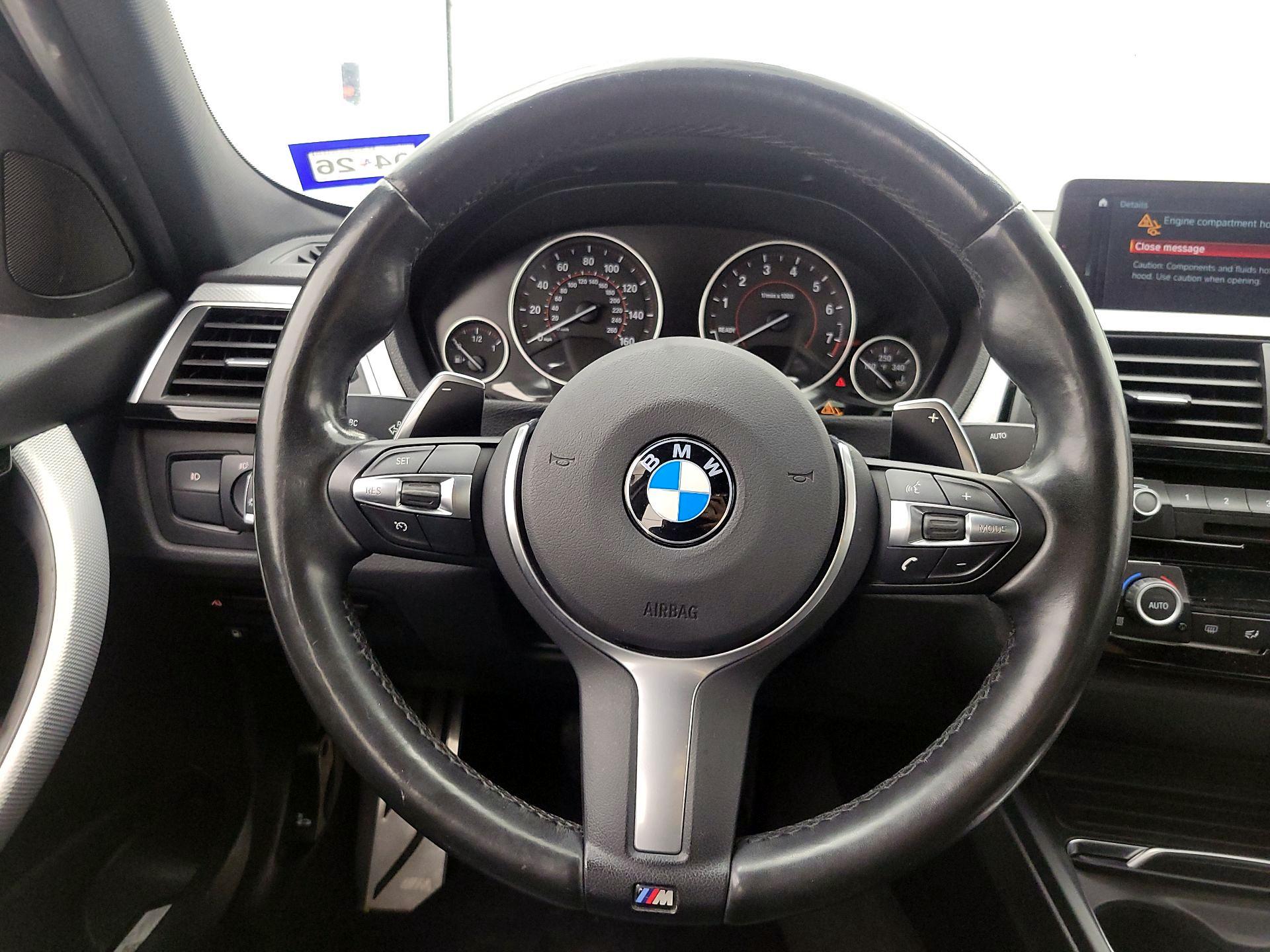 Thumbnail: 2018 BMW 3 Series - 10