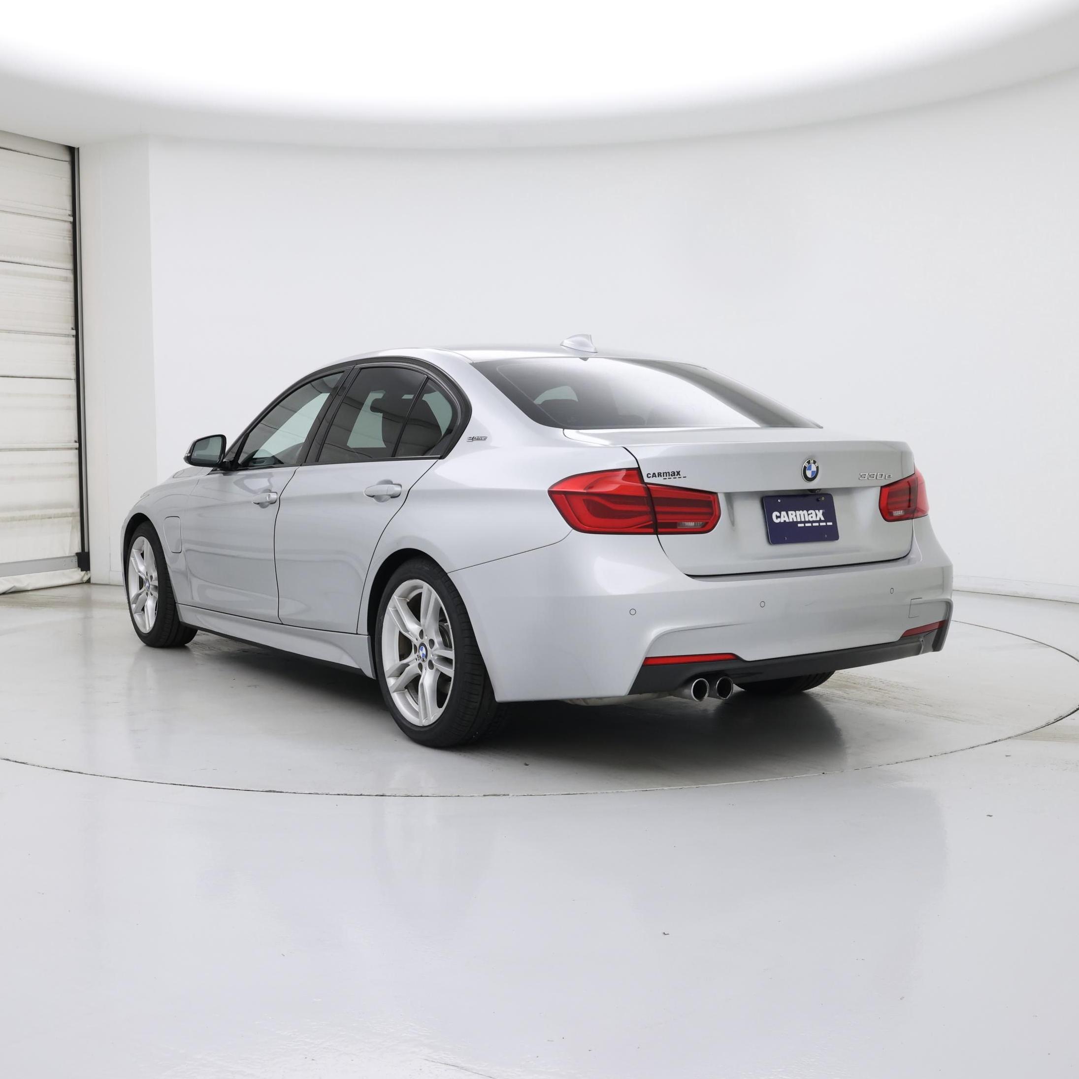 Thumbnail: 2018 BMW 3 Series - 2