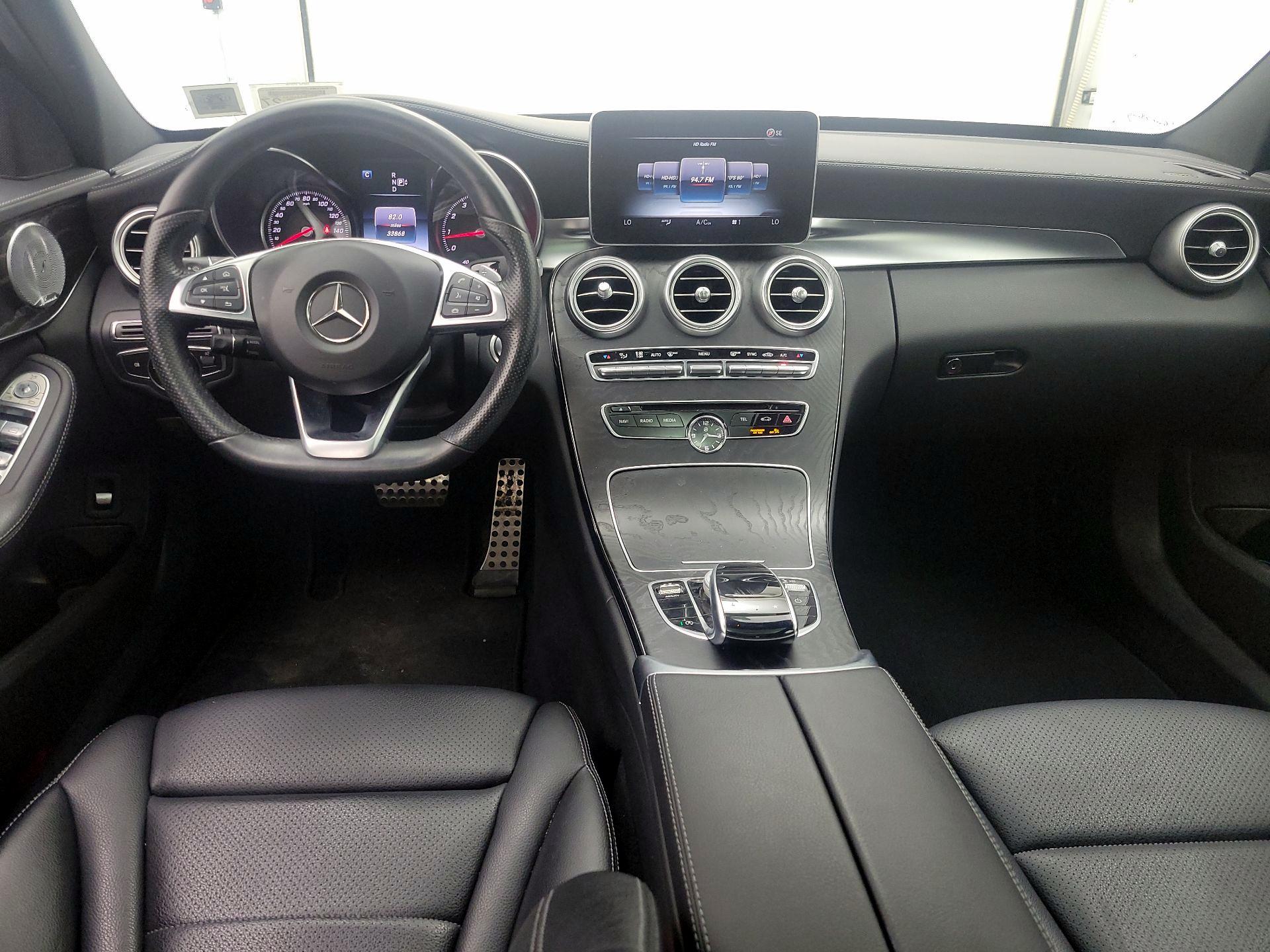 Thumbnail: 2015 Mercedes-Benz C-Class - 9