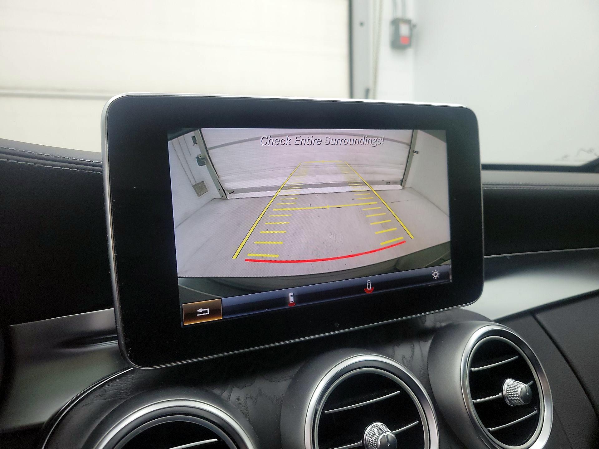 Thumbnail: 2015 Mercedes-Benz C-Class - 13