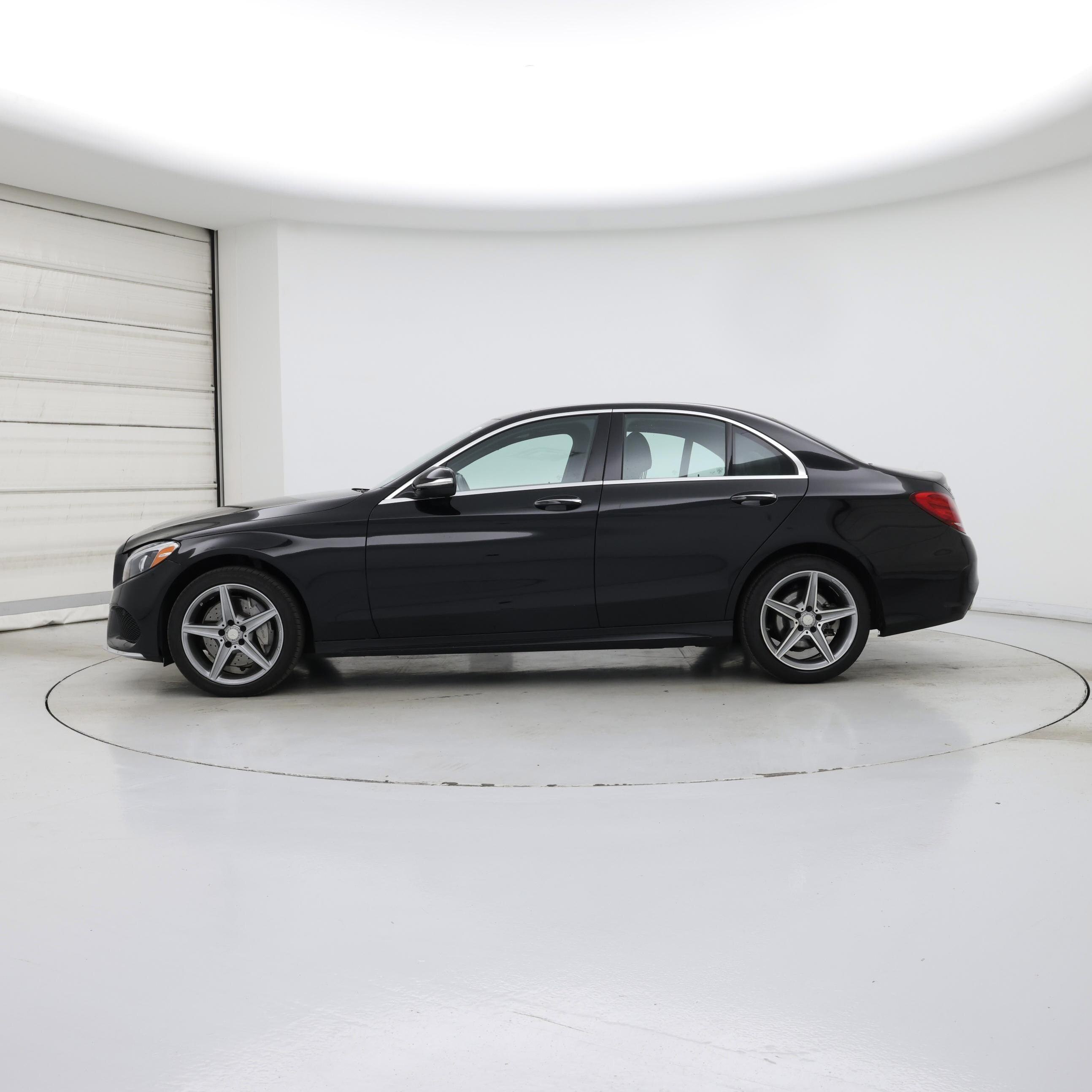 Thumbnail: 2015 Mercedes-Benz C-Class - 3
