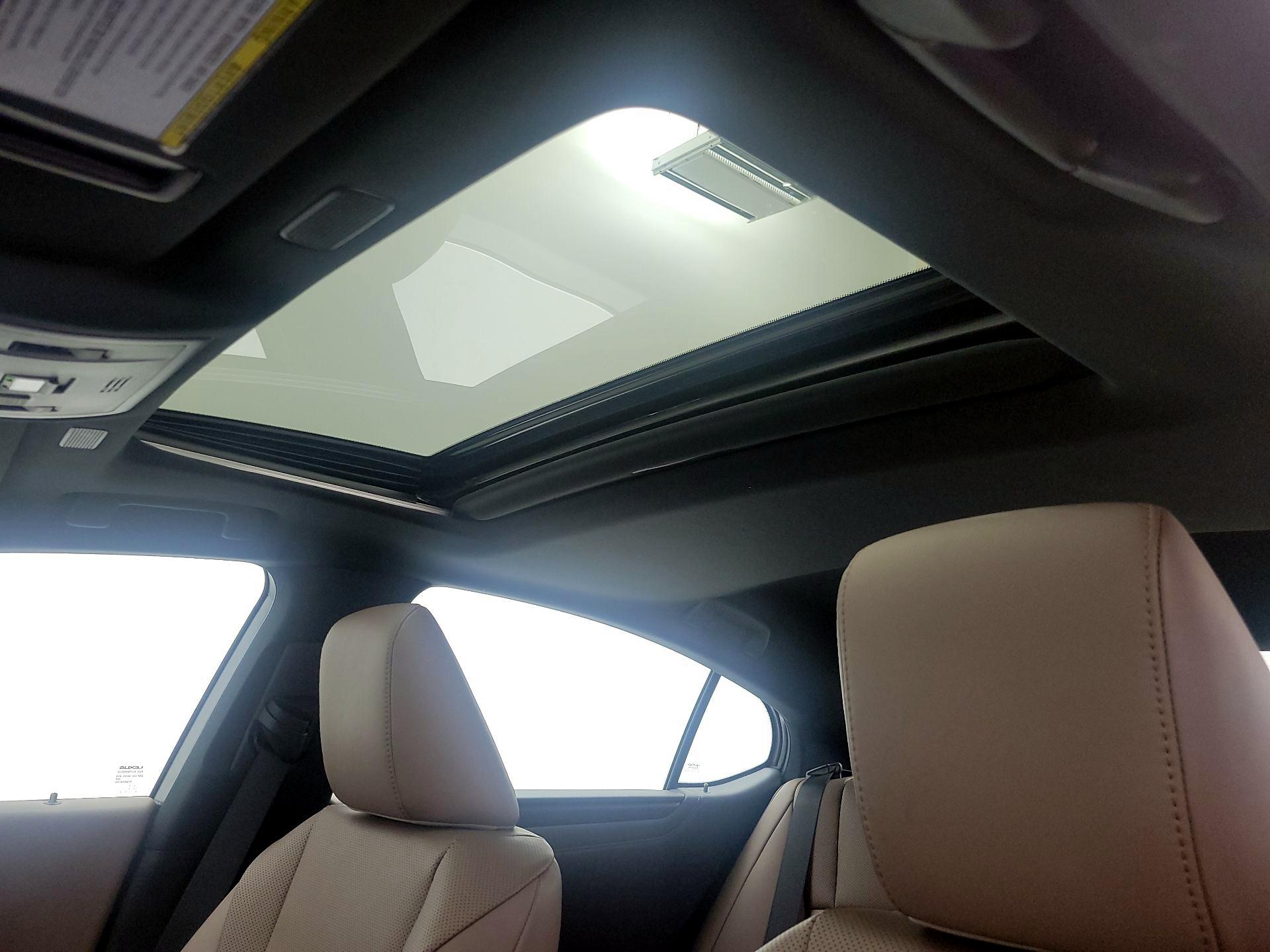 Thumbnail: 2023 Lexus ES - 19
