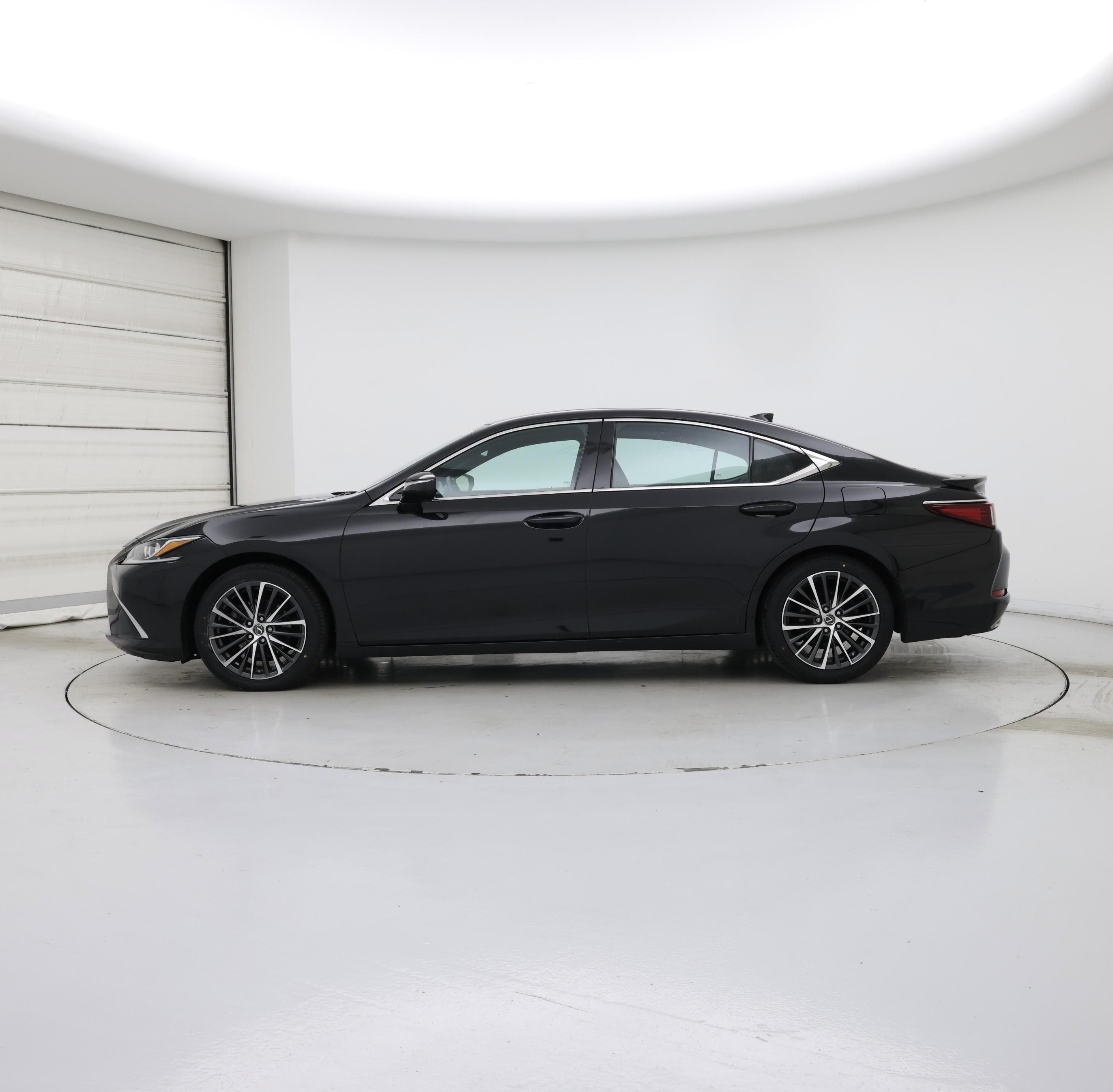 Thumbnail: 2023 Lexus ES - 3