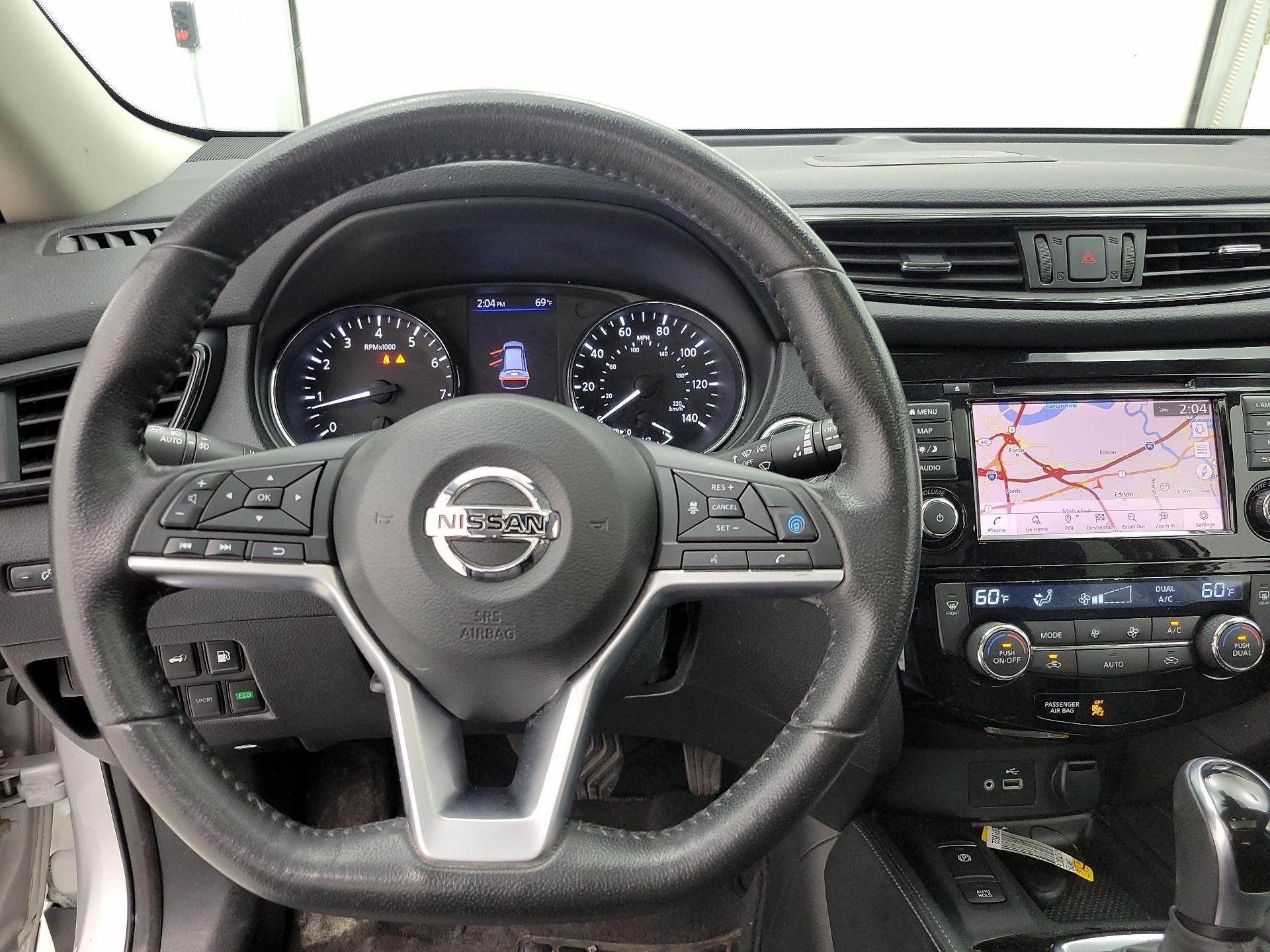 Thumbnail: 2019 Nissan Rogue - 10