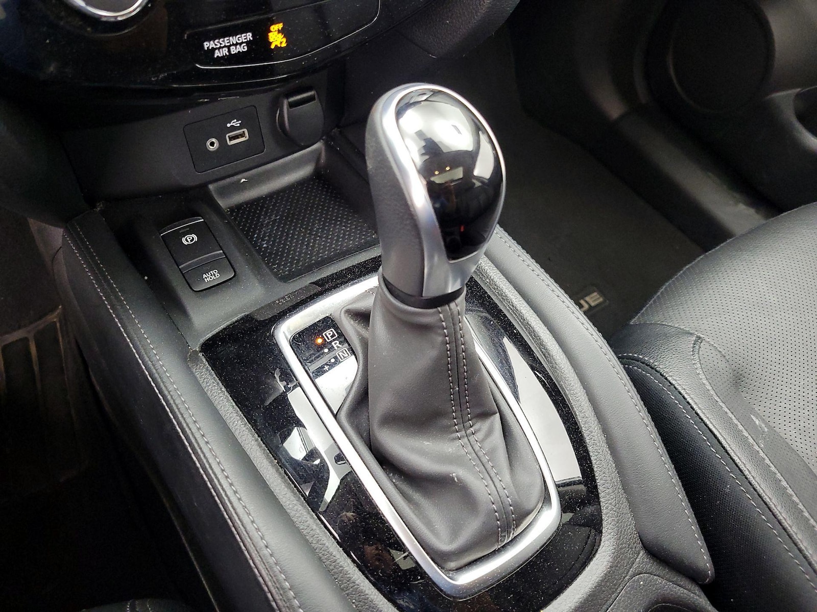 2019 Nissan Rogue SL - Photo 19