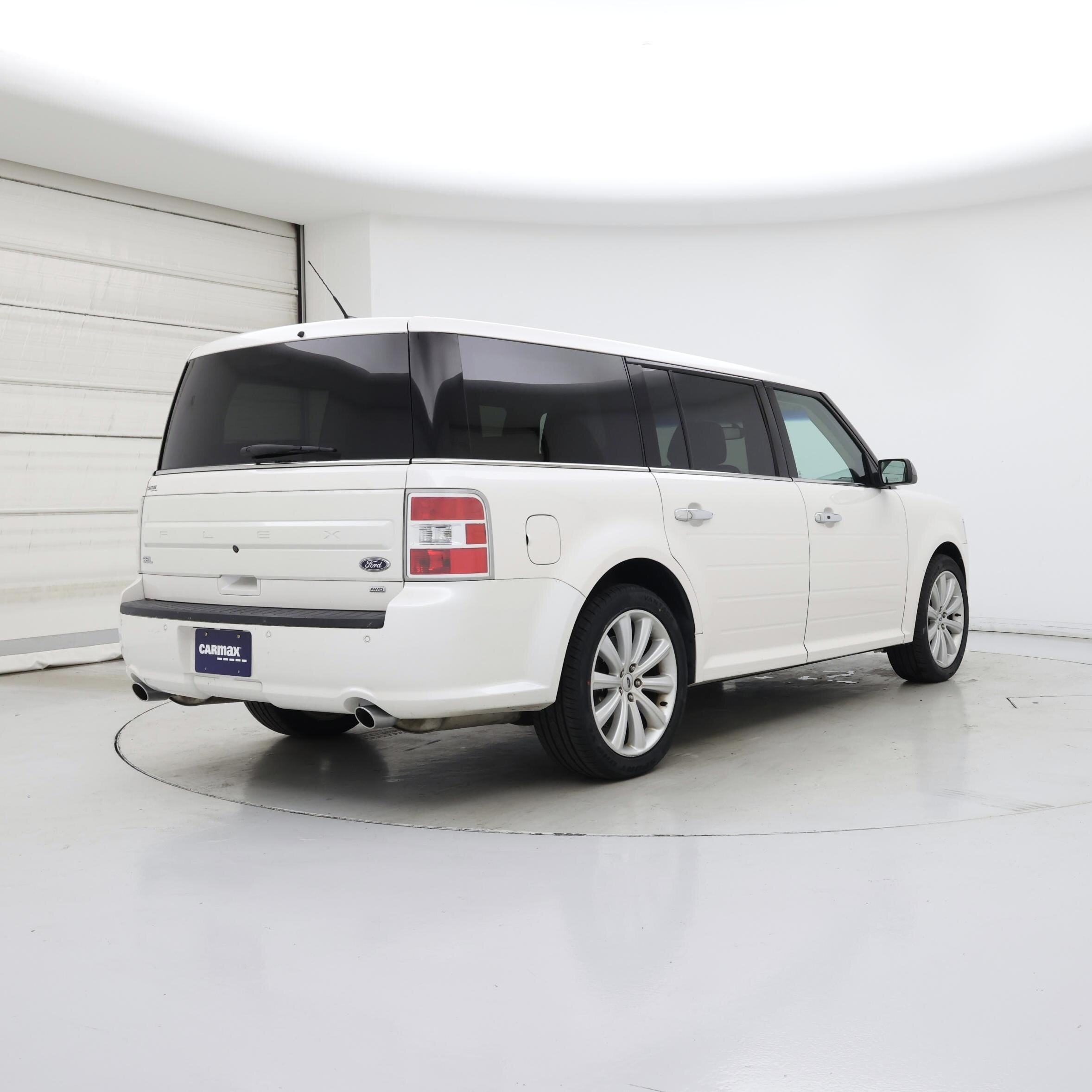 Thumbnail: 2017 Ford Flex - 8