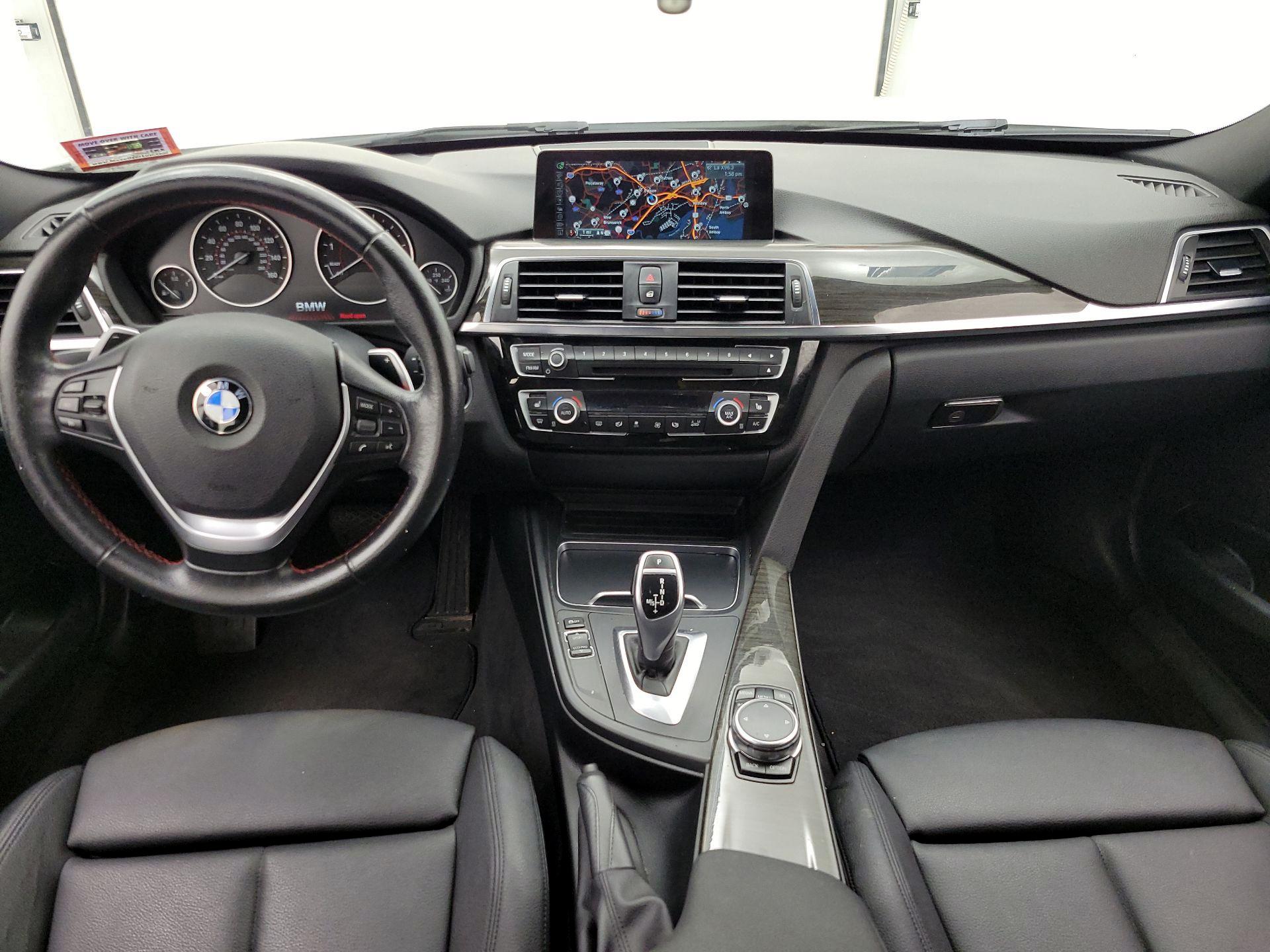 Thumbnail: 2016 BMW 3 Series - 9