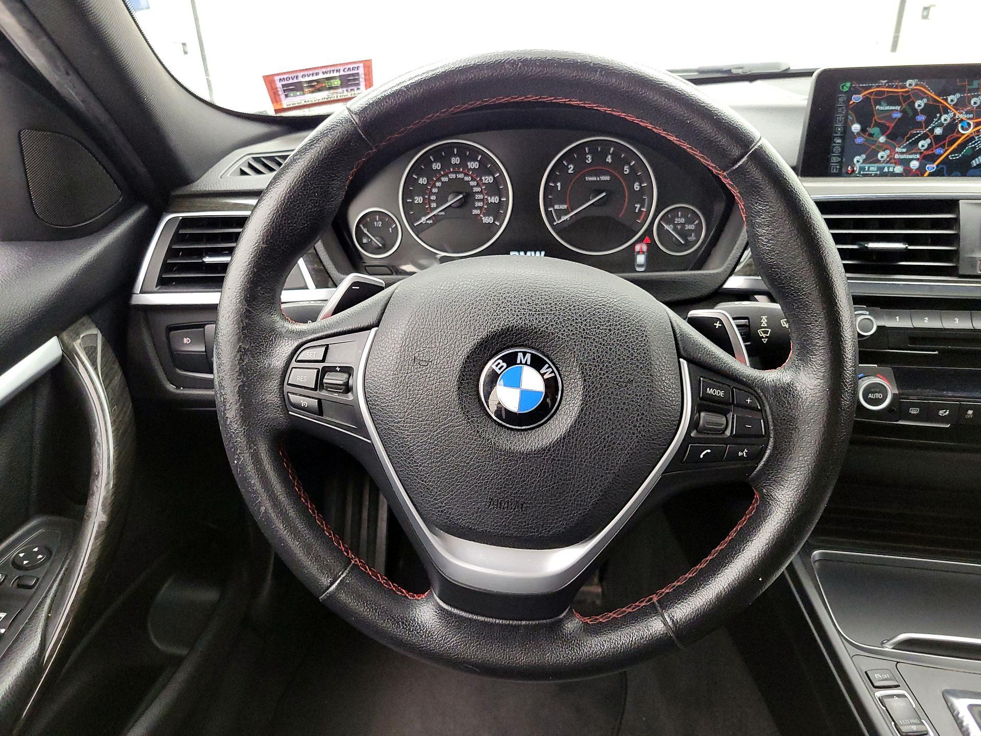 Thumbnail: 2016 BMW 3 Series - 10