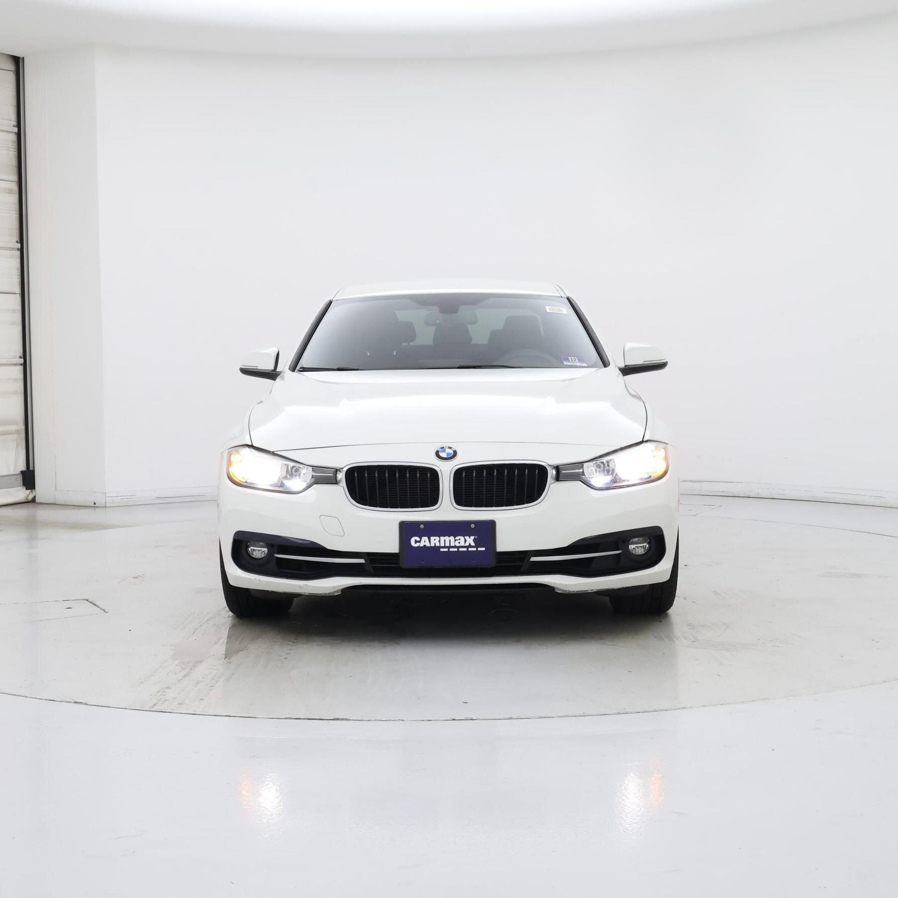 Thumbnail: 2016 BMW 3 Series - 5