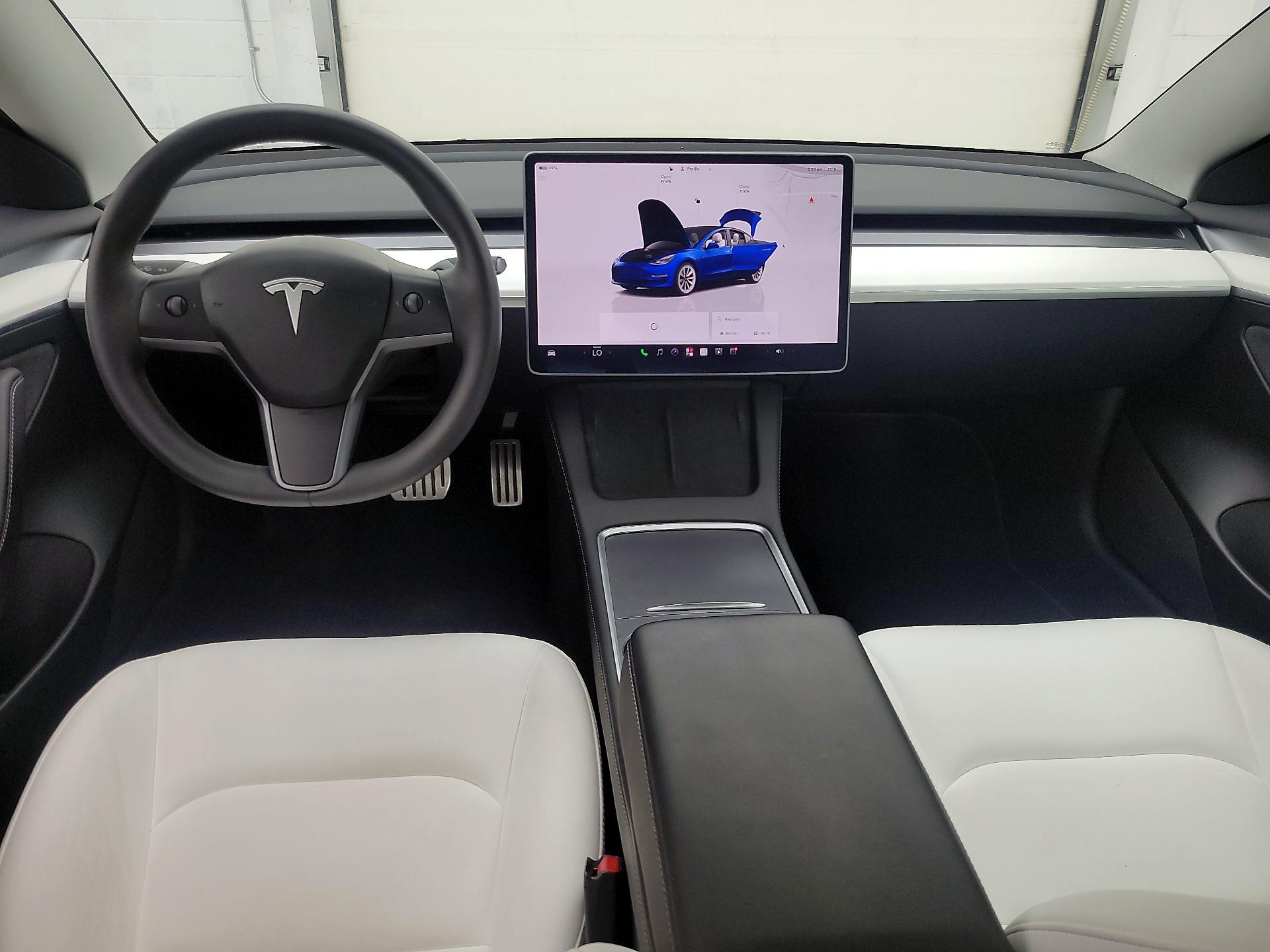 Thumbnail: 2023 Tesla Model 3 - 9